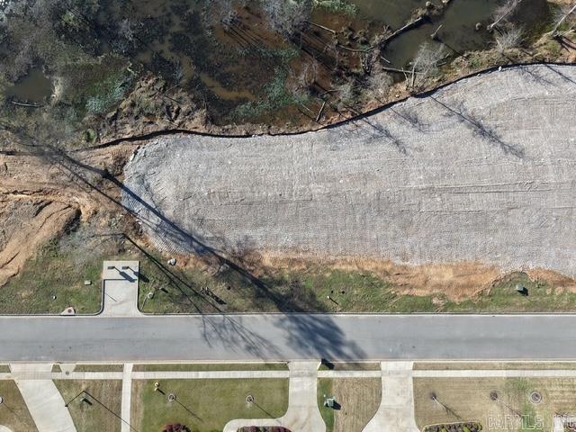 THE POINTE HURRICANE ESTATES - Land