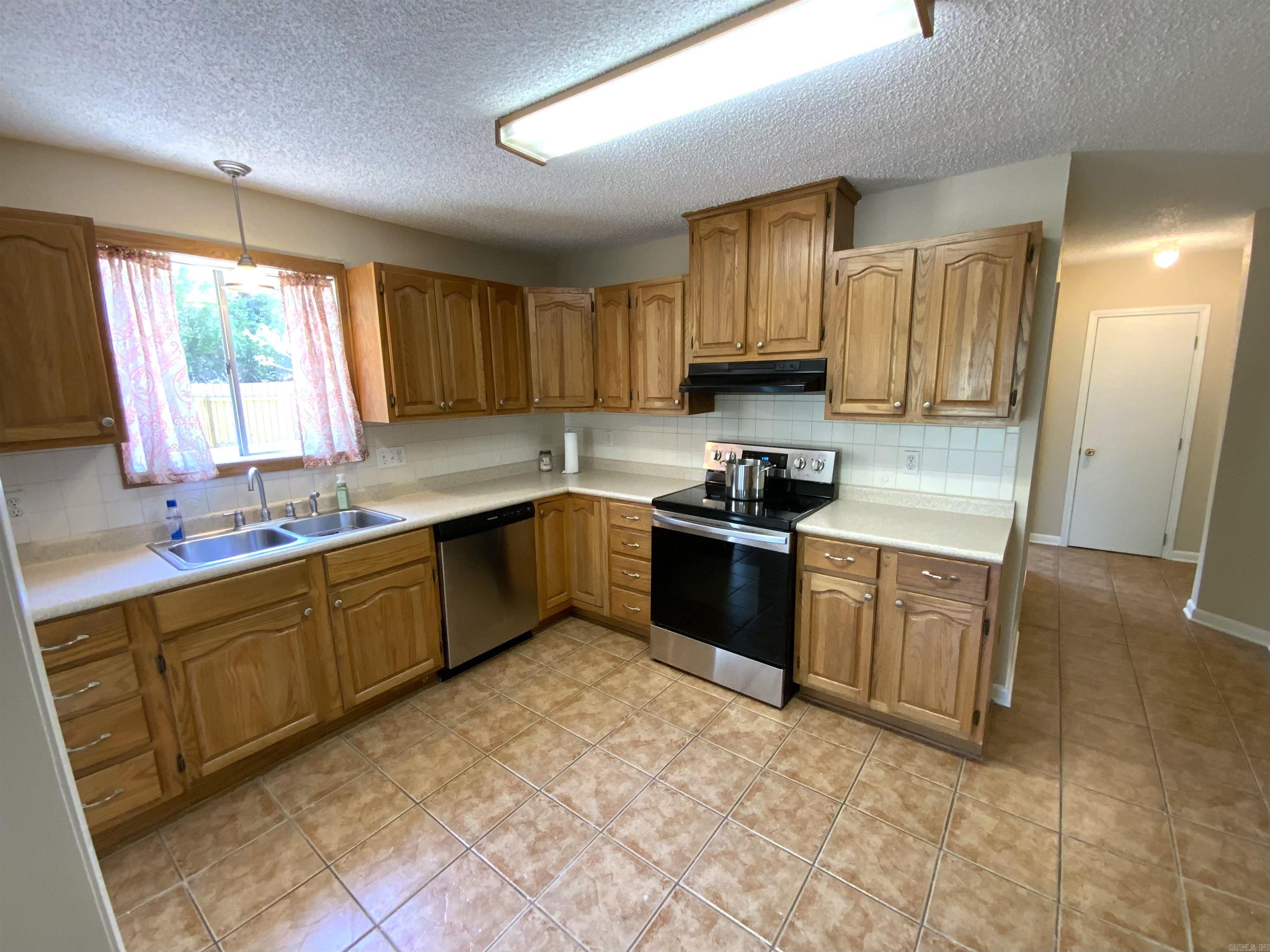 RAILROAD ADDITION - Residential