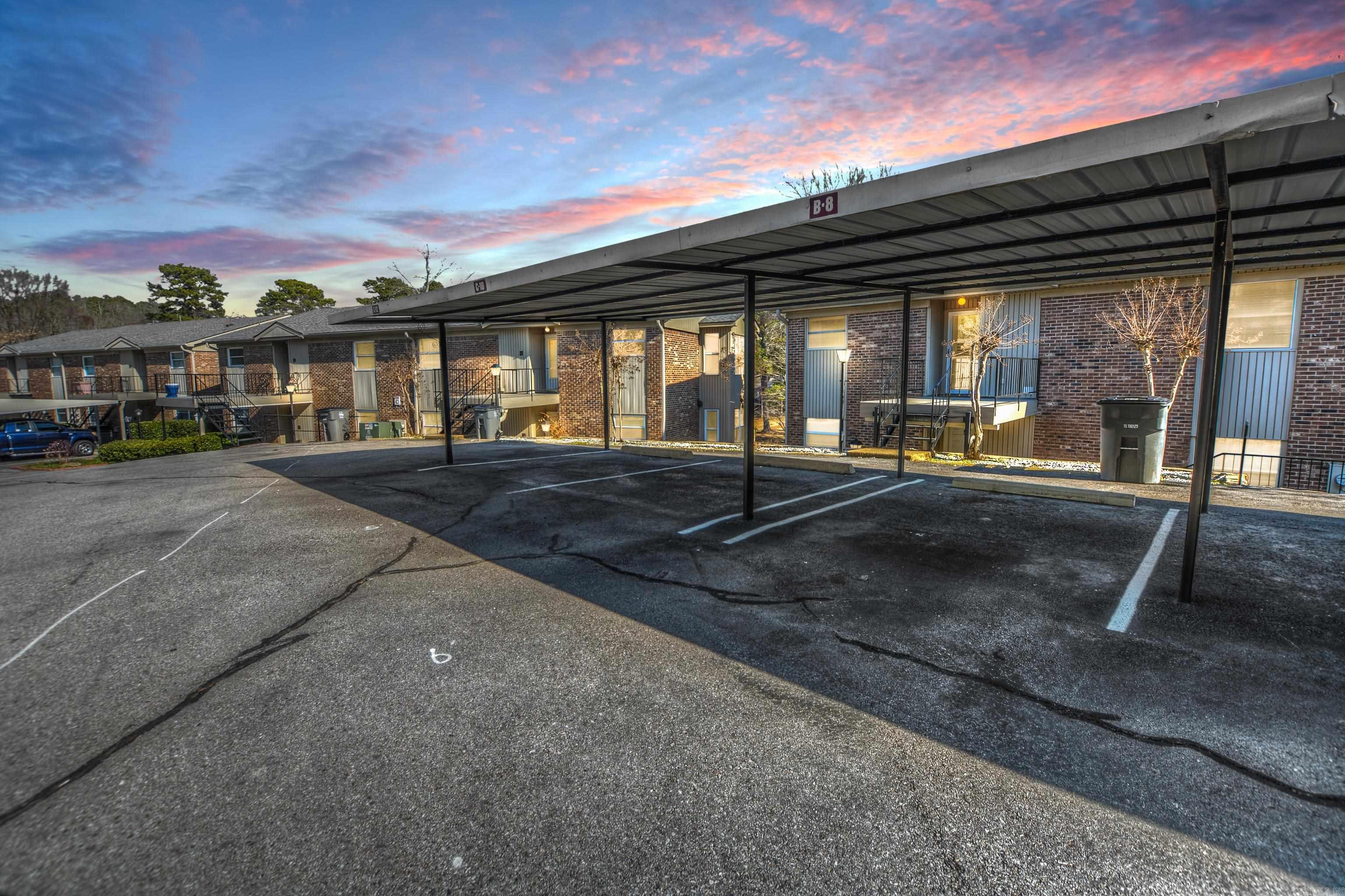 Westport Bay Town House - Residential