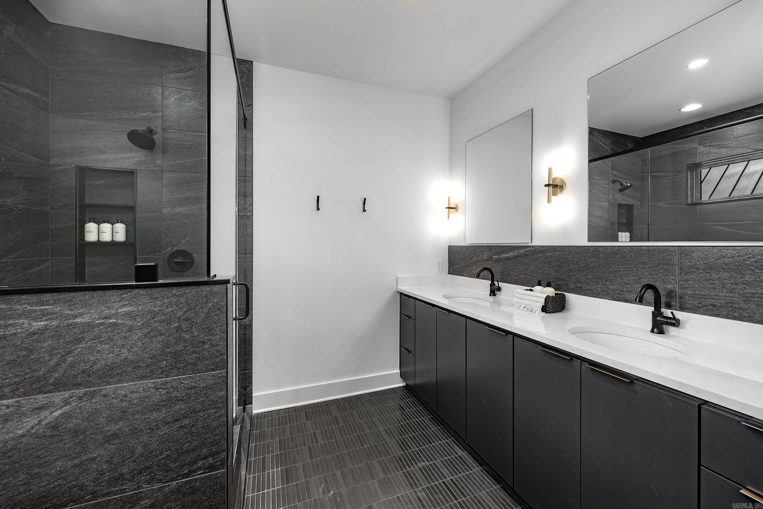 TANNENBAUM - Residential