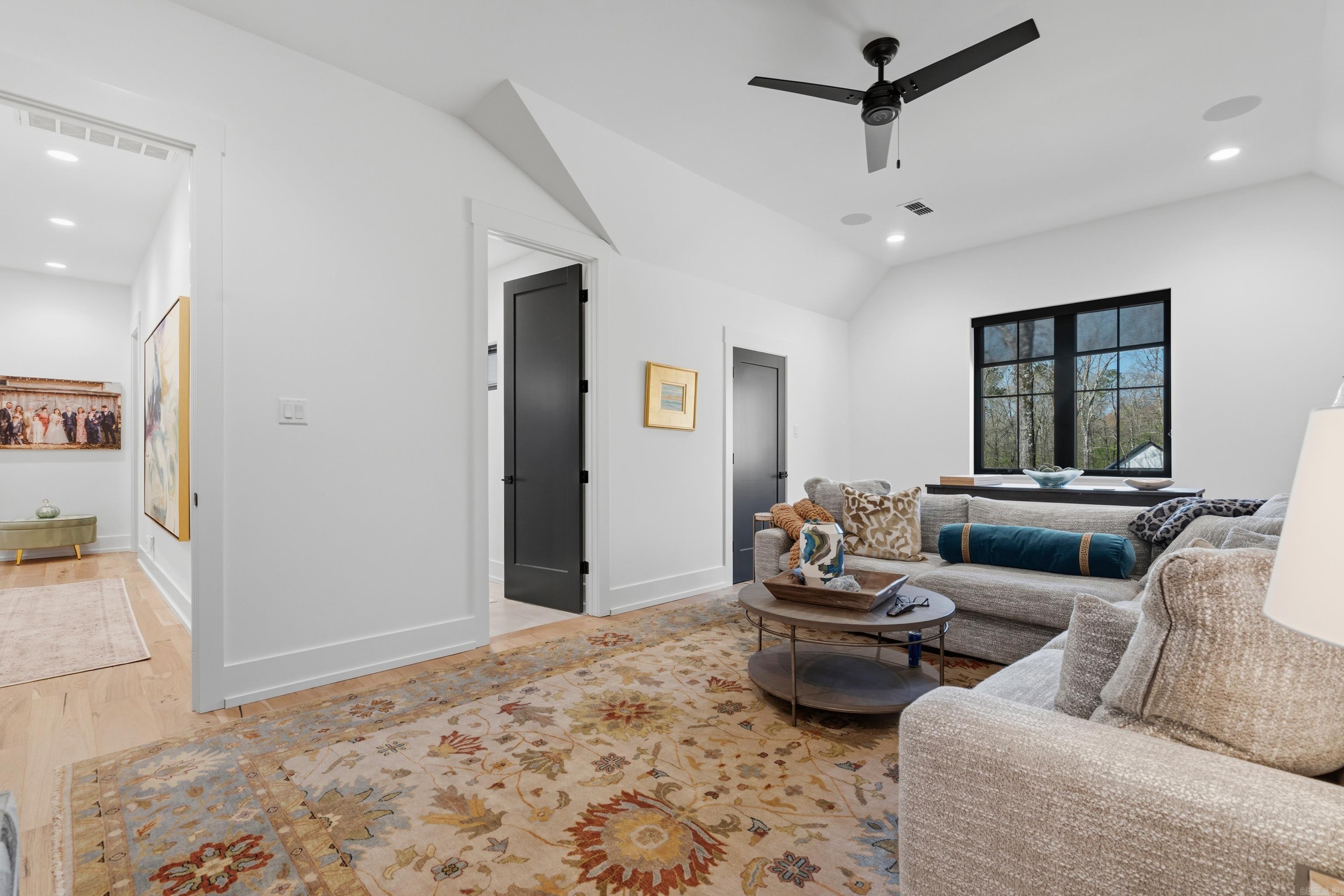 HAZEL OAK - Residential