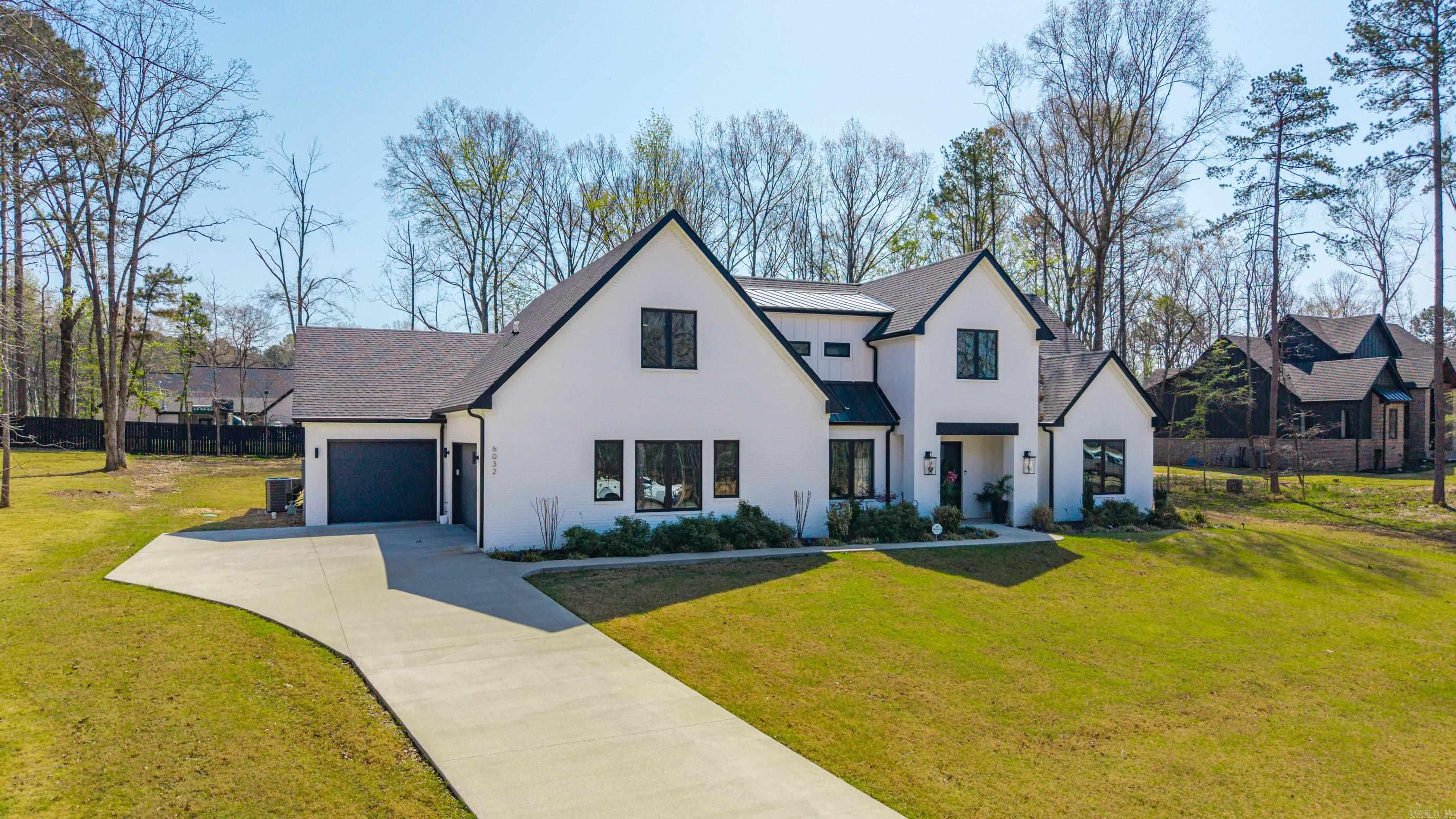 HAZEL OAK - Residential