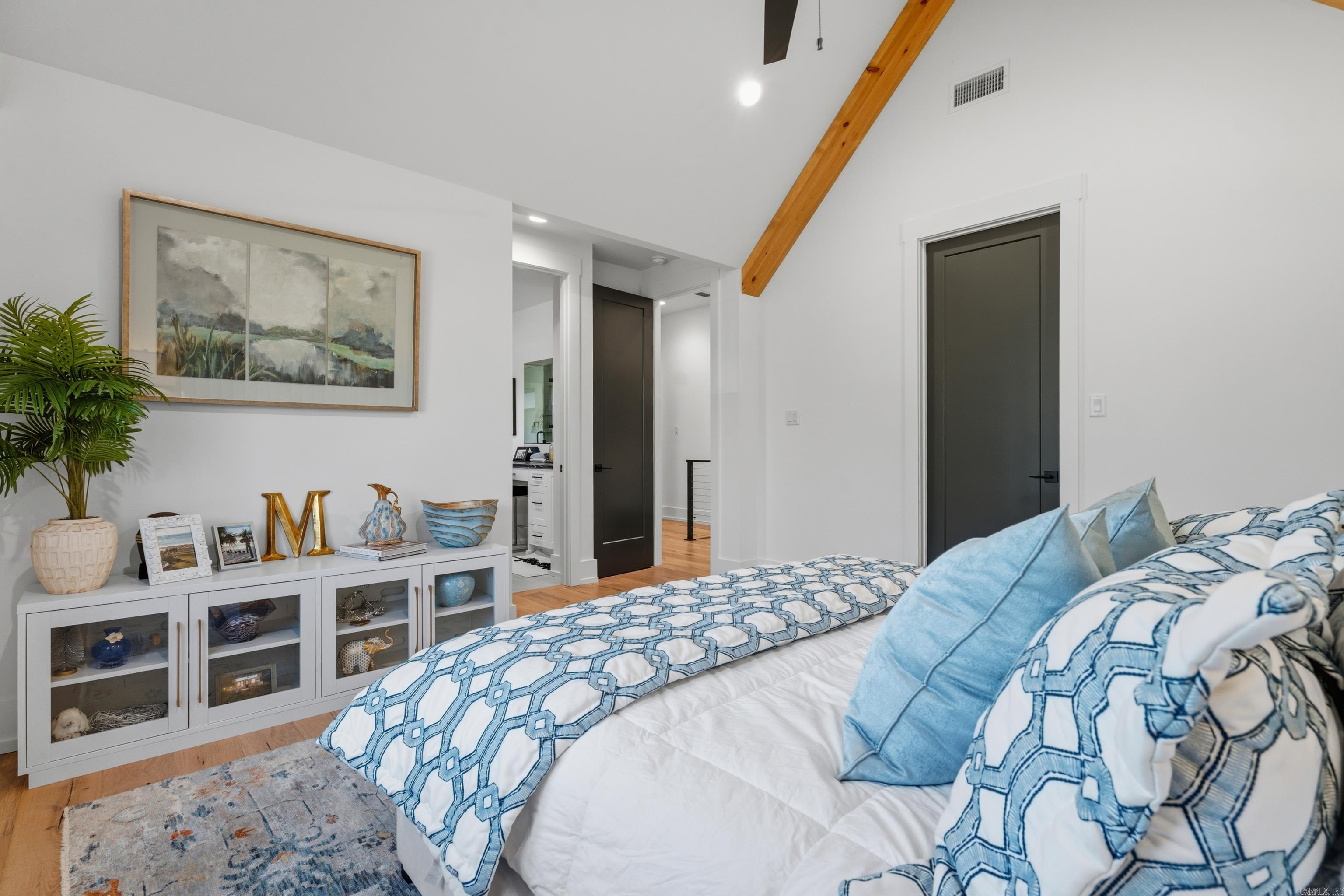 HAZEL OAK - Residential