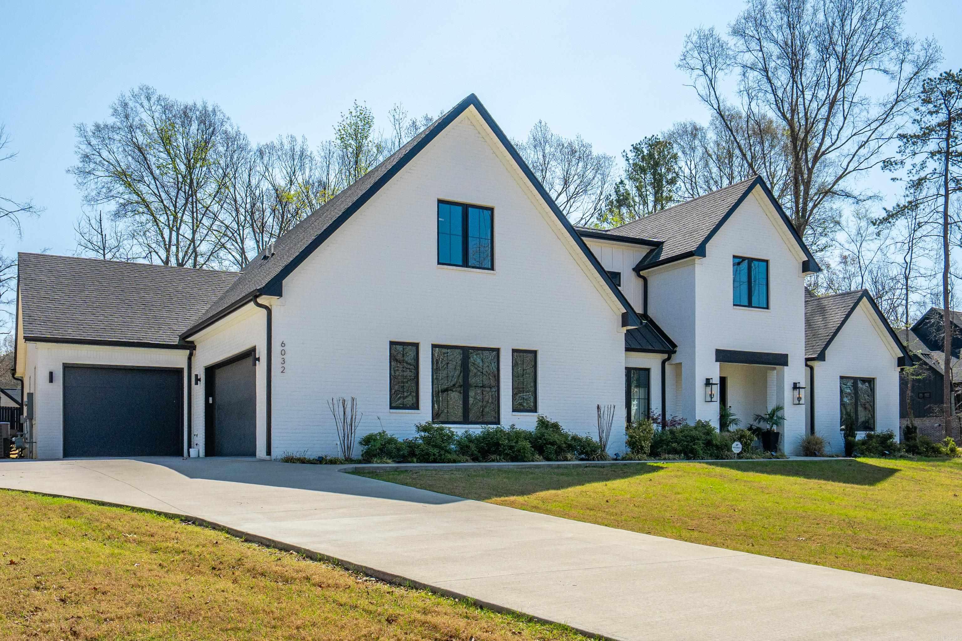 HAZEL OAK - Residential