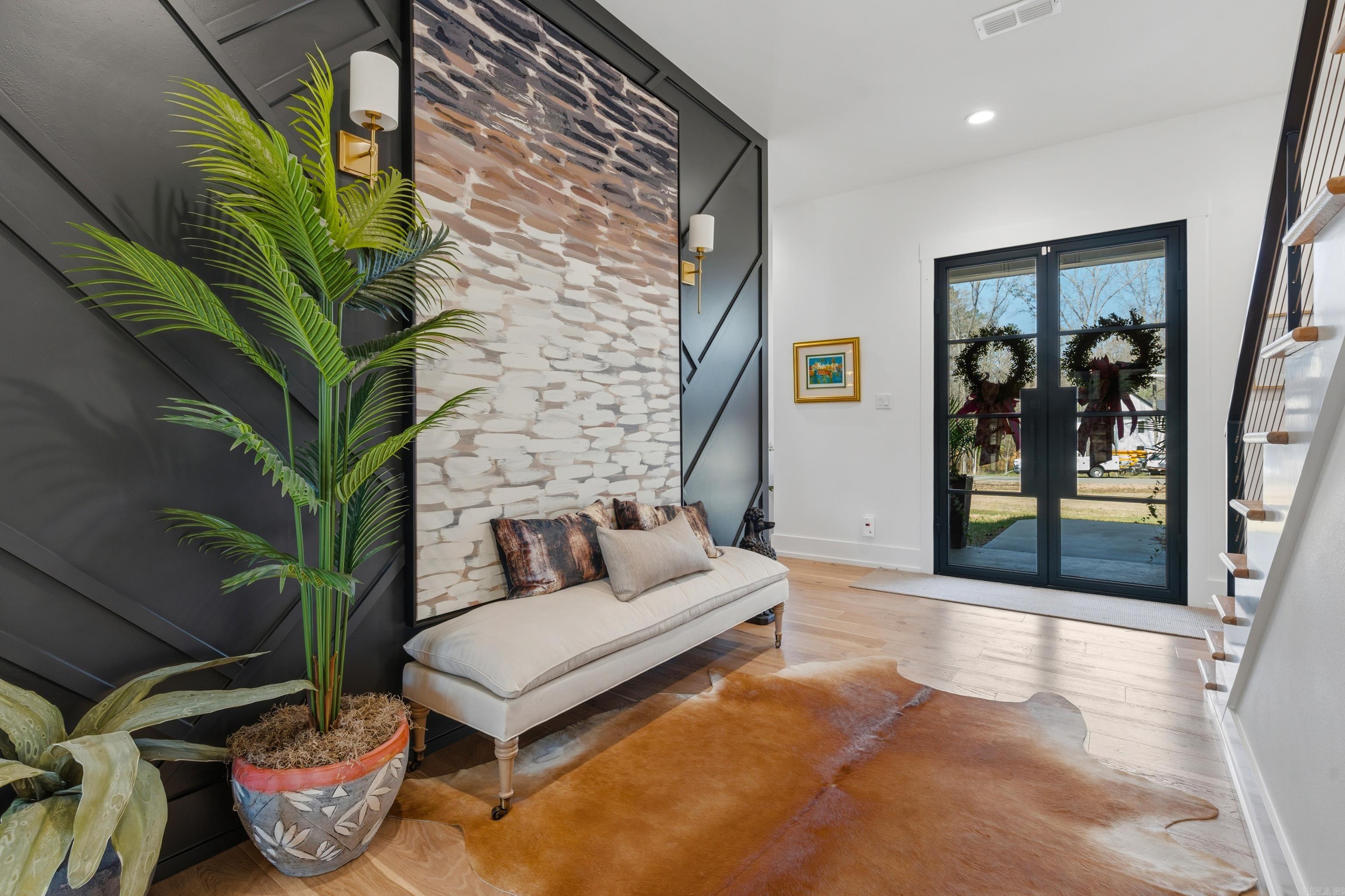 HAZEL OAK - Residential