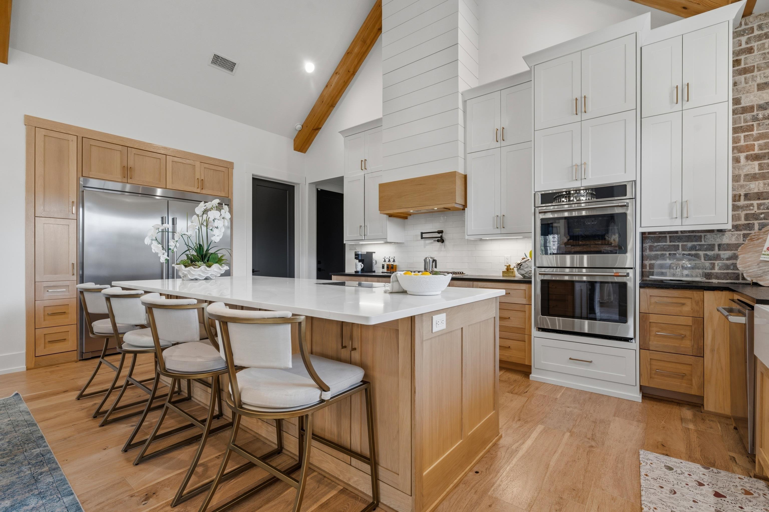 HAZEL OAK - Residential