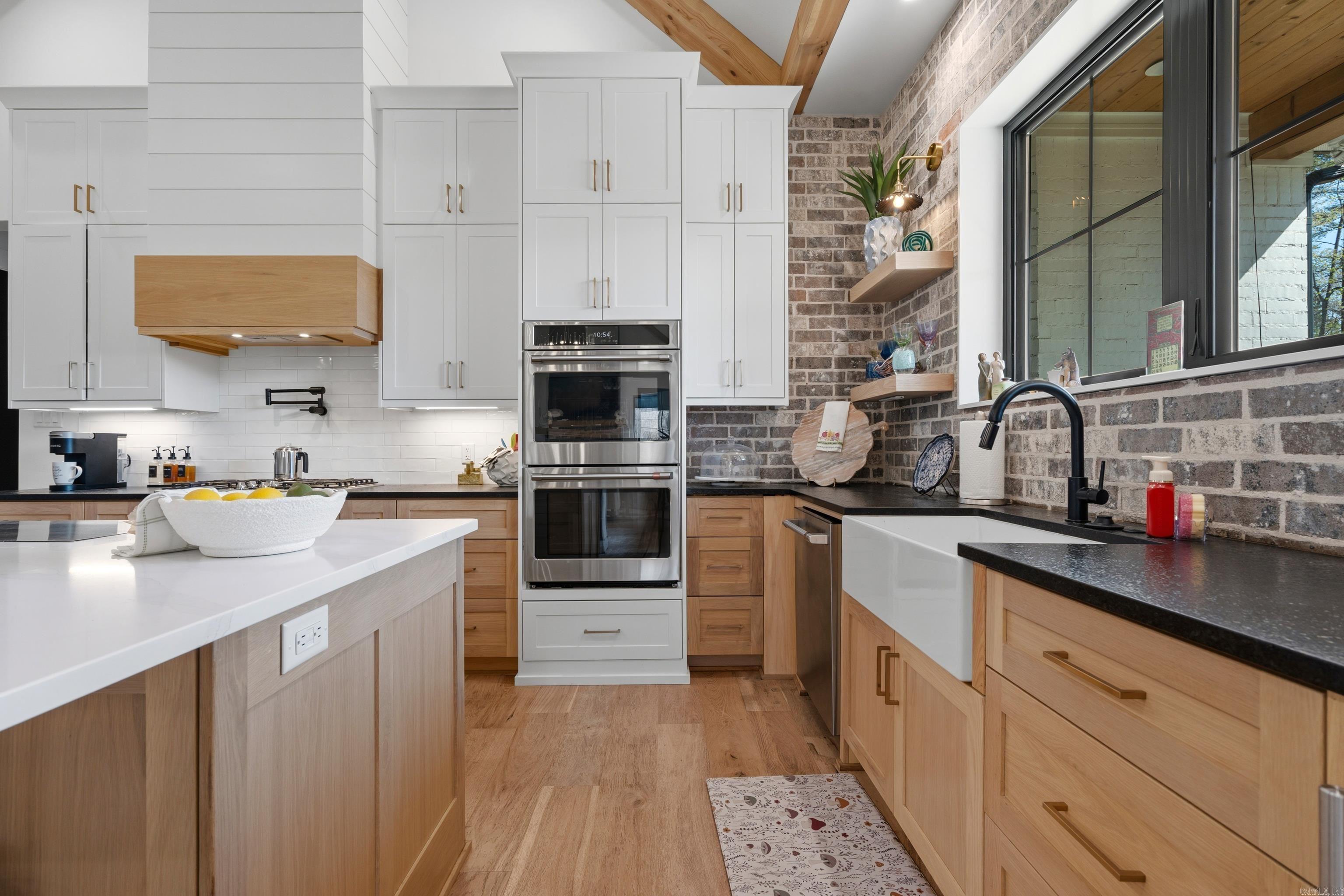 HAZEL OAK - Residential