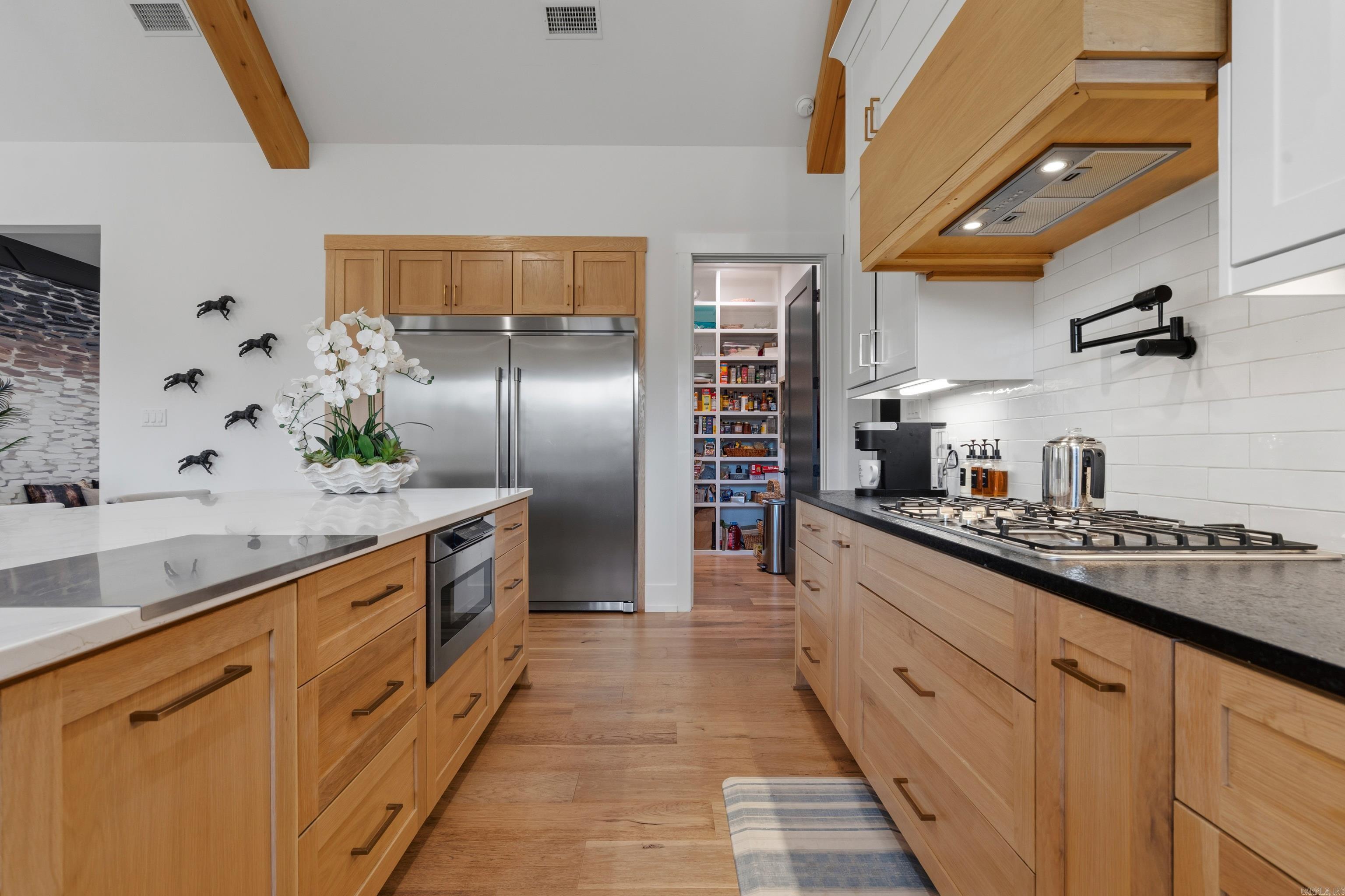 HAZEL OAK - Residential