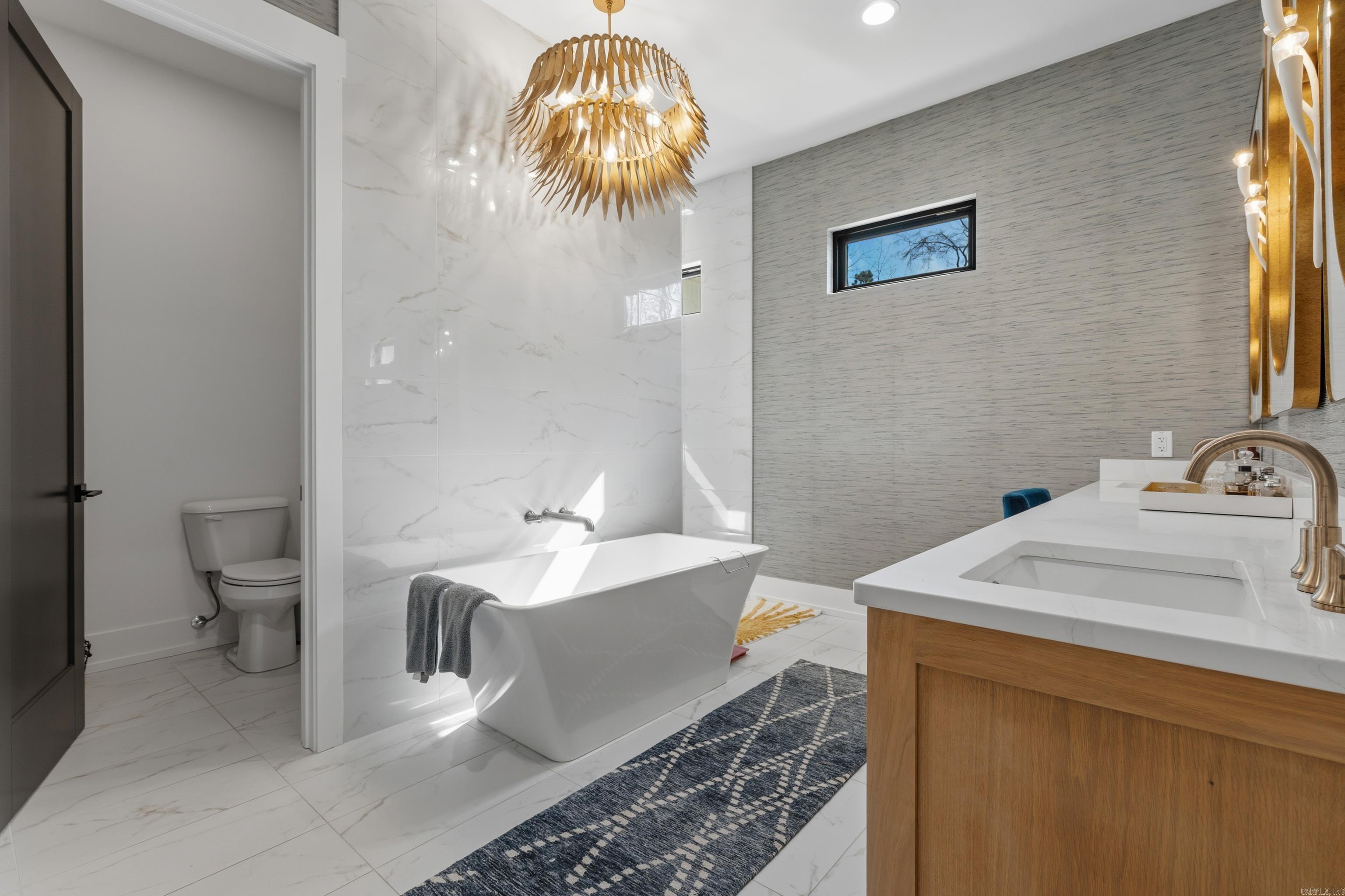 HAZEL OAK - Residential