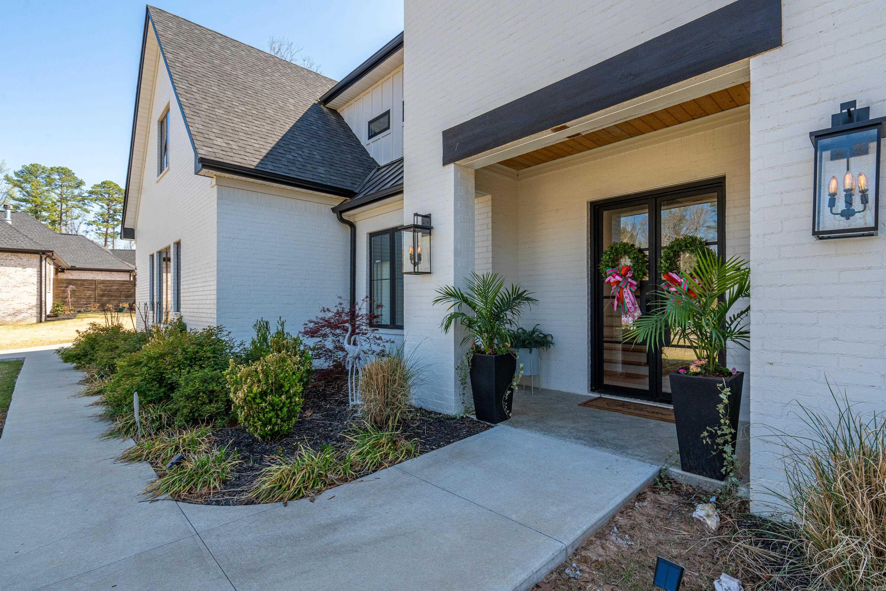 HAZEL OAK - Residential