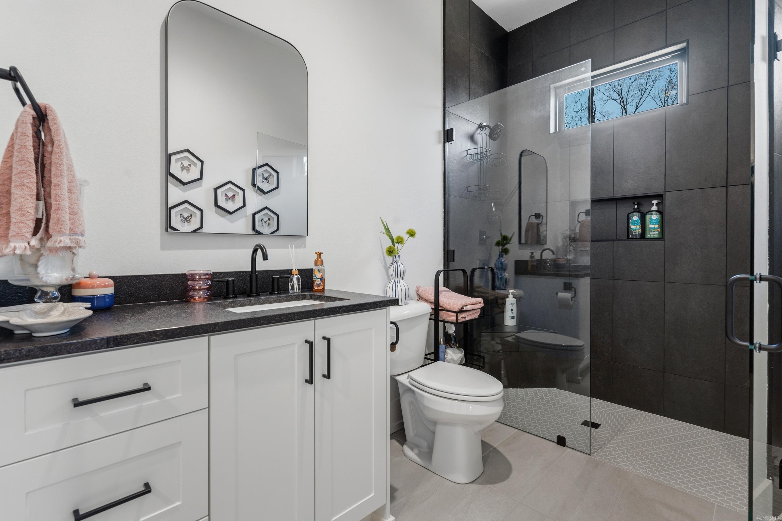 HAZEL OAK - Residential