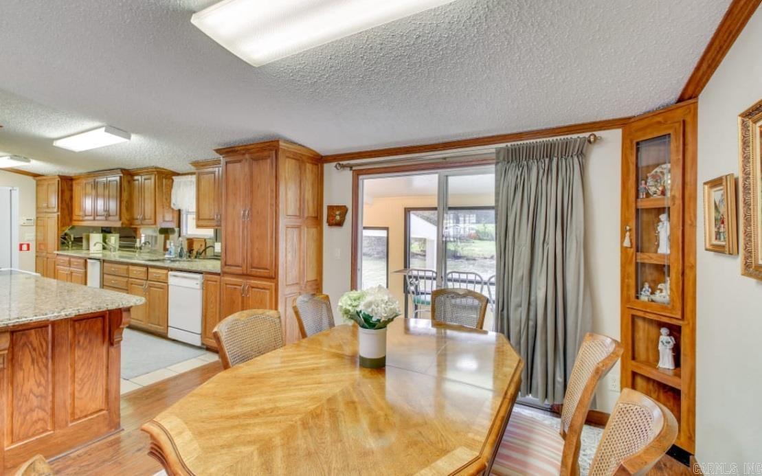 412 COMMERICAL DEVELOPMENT - Residential