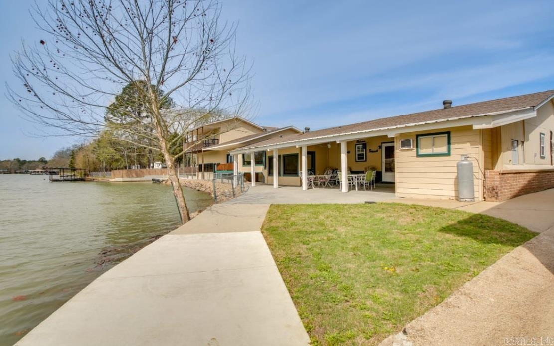 412 COMMERICAL DEVELOPMENT - Residential