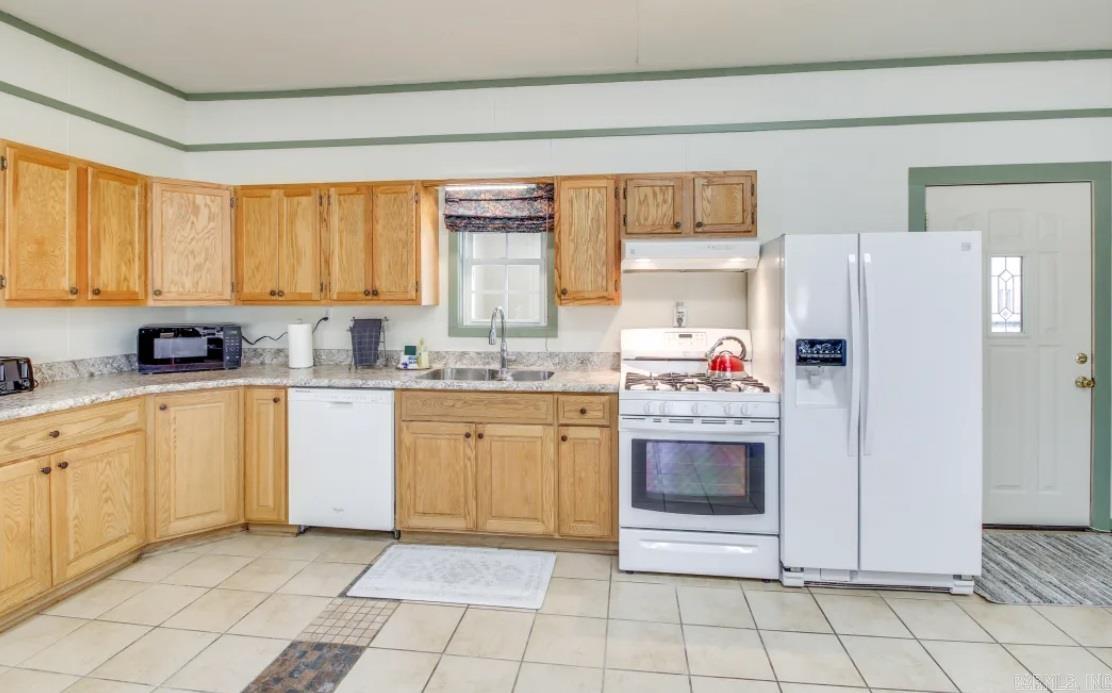 412 COMMERICAL DEVELOPMENT - Residential