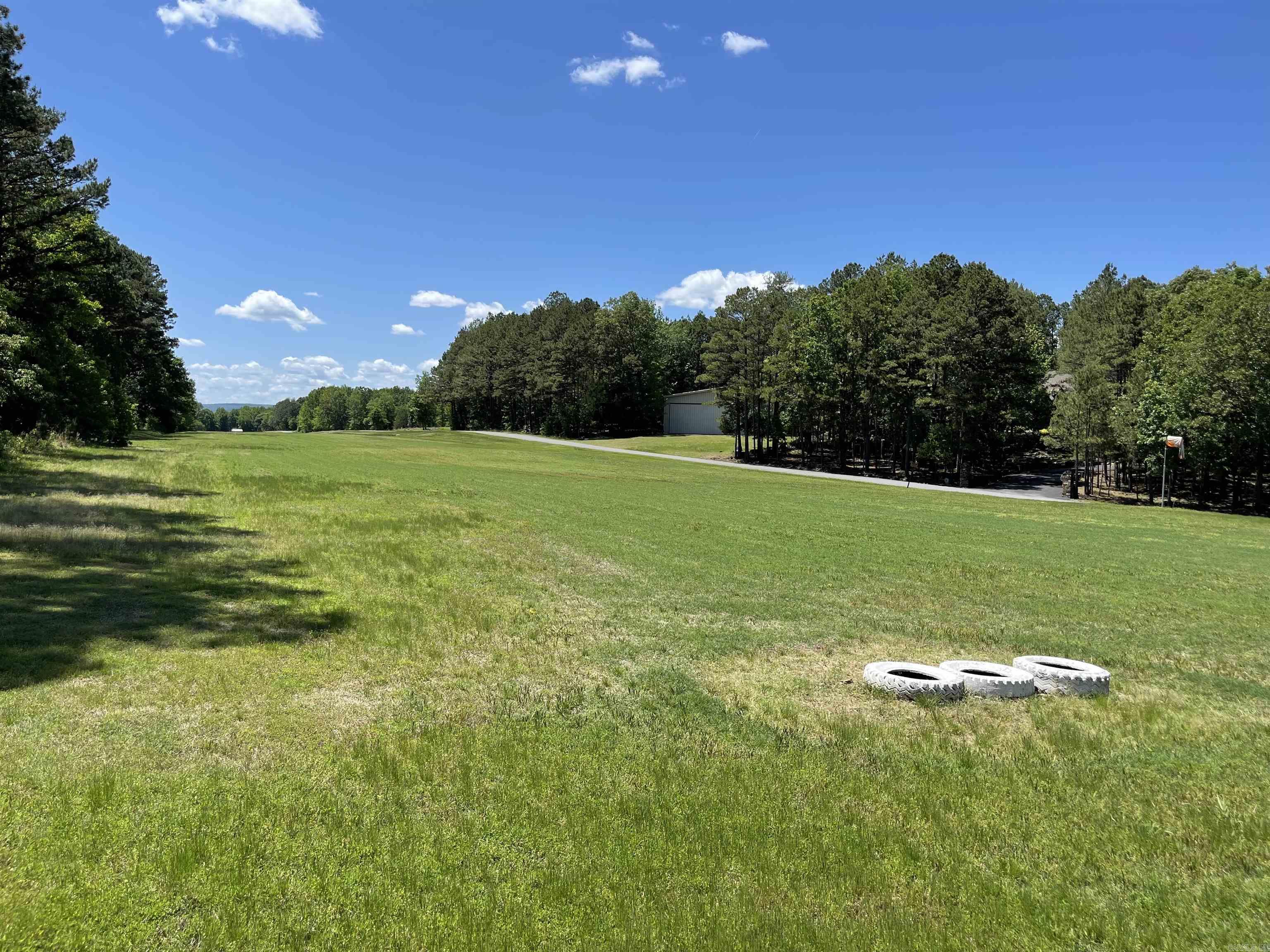 SKYPOINT ESTATES - LAKE - Residential