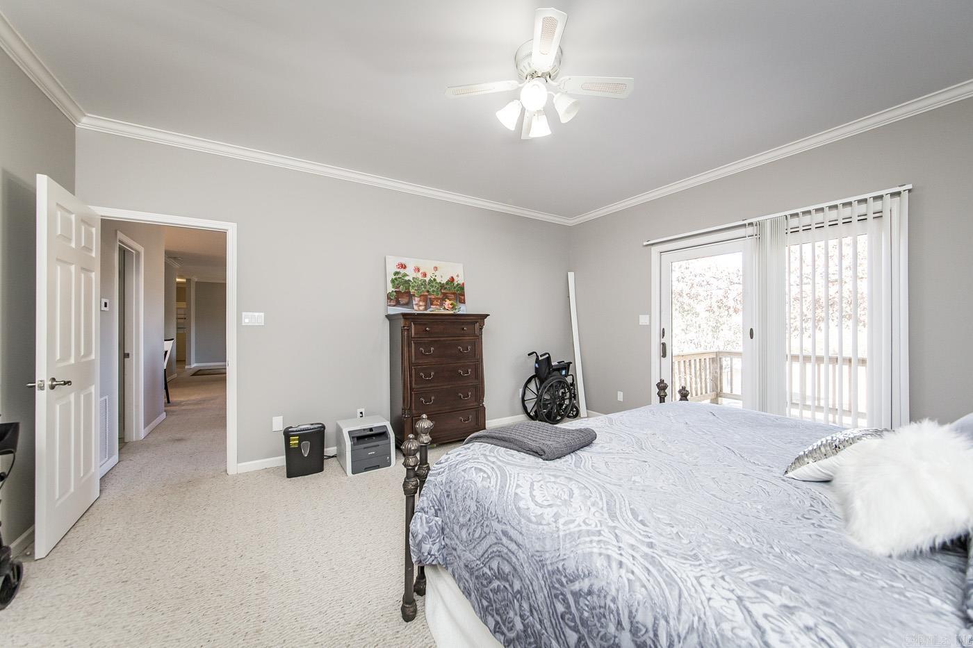 SKYPOINT ESTATES - LAKE - Residential