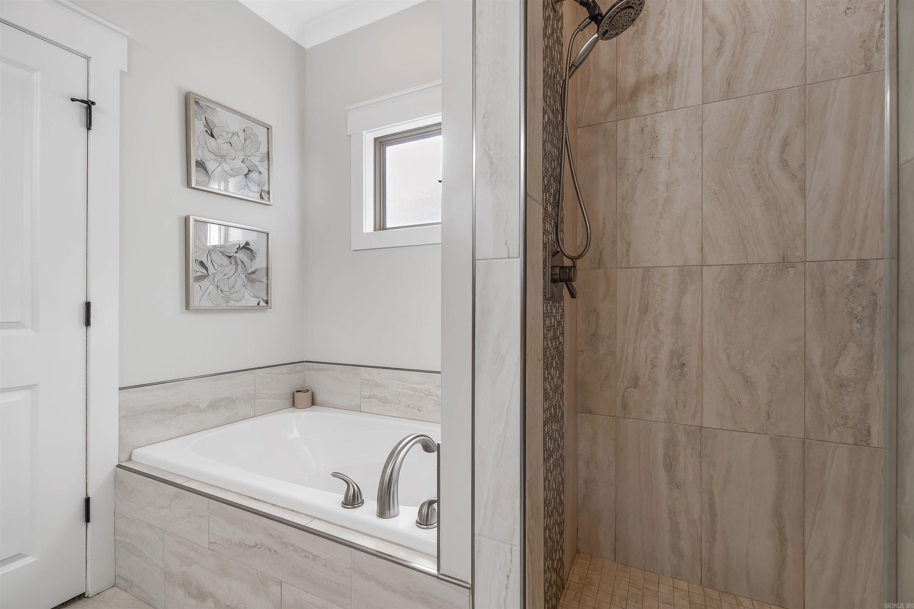 VALLEY VIEW MANOR - Residential