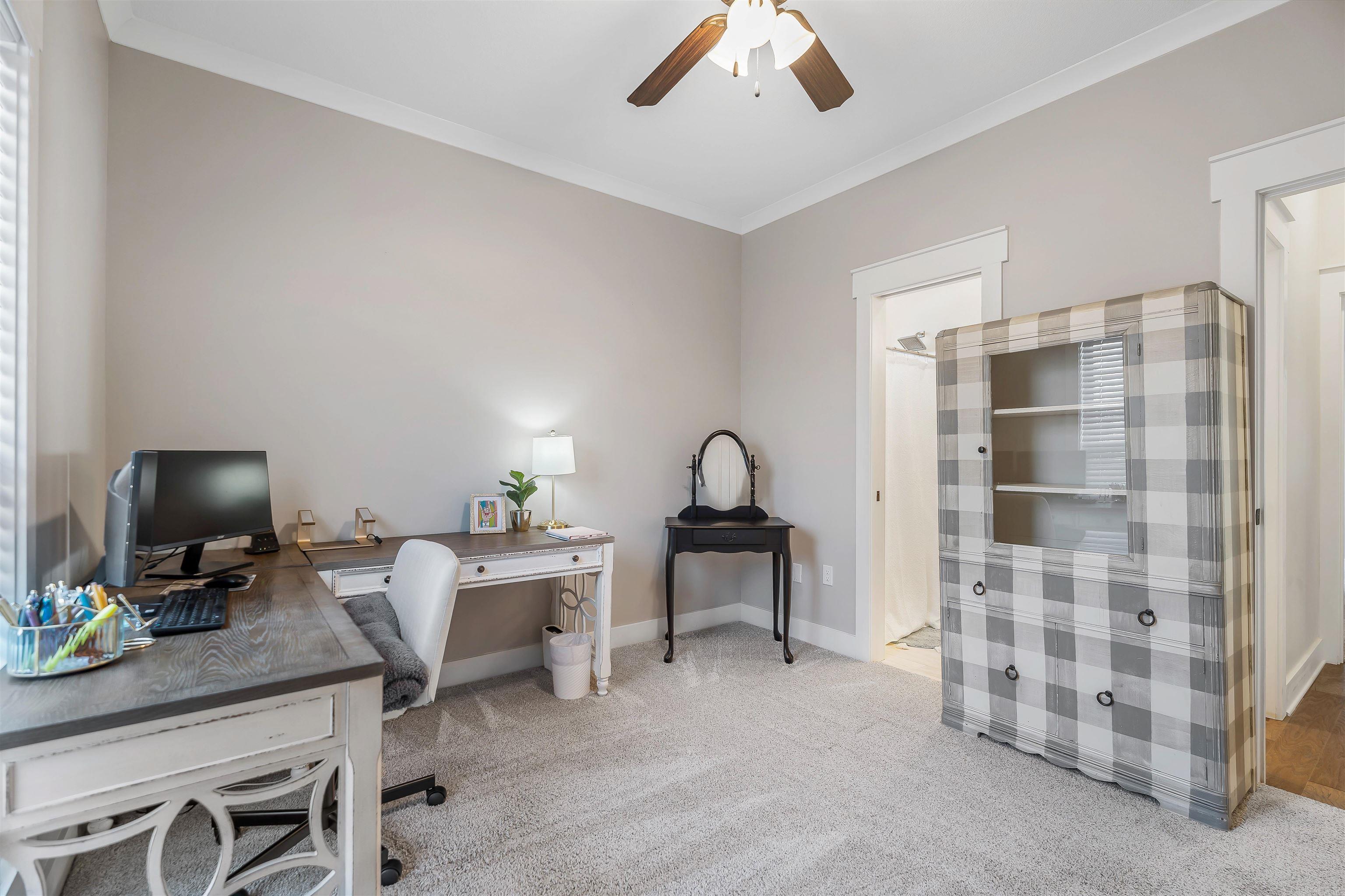 VALLEY VIEW MANOR - Residential