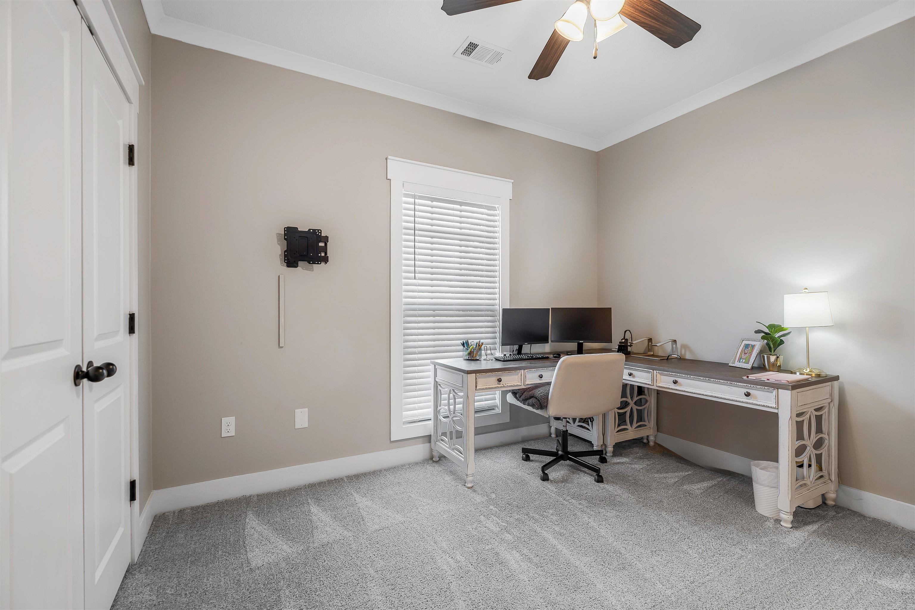 VALLEY VIEW MANOR - Residential