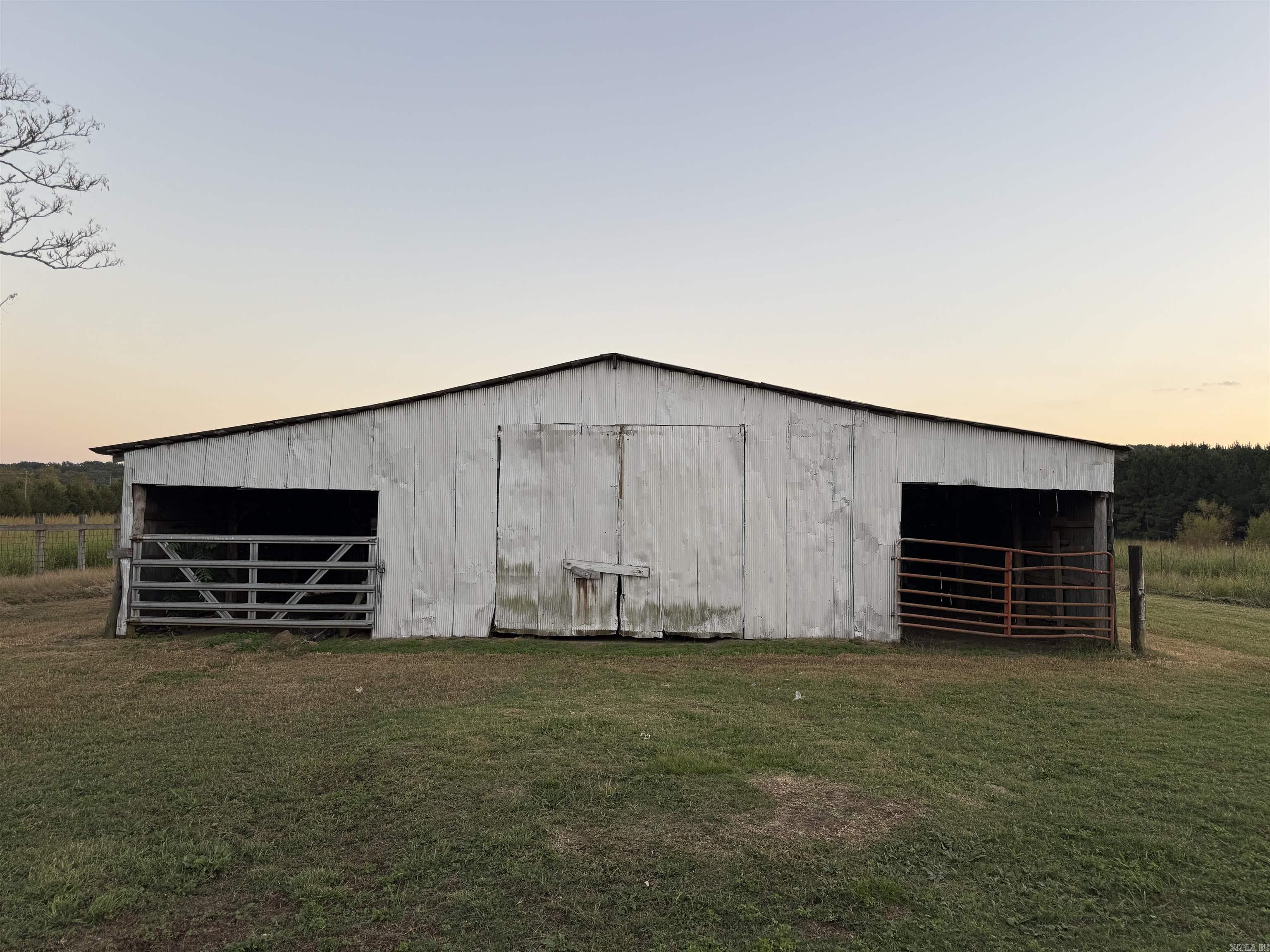 Metes & Bounds - Residential