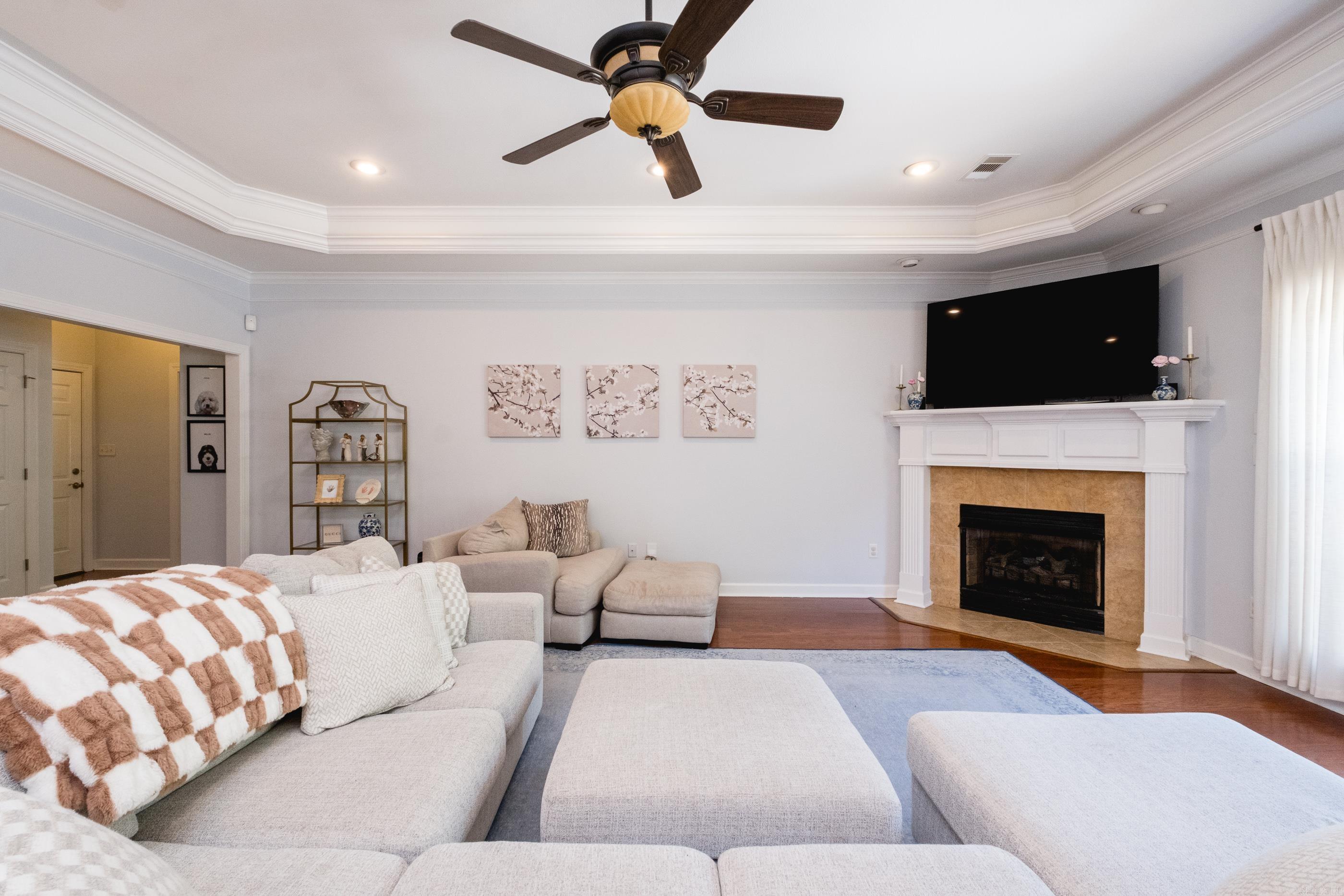OAKBROOKE - Residential