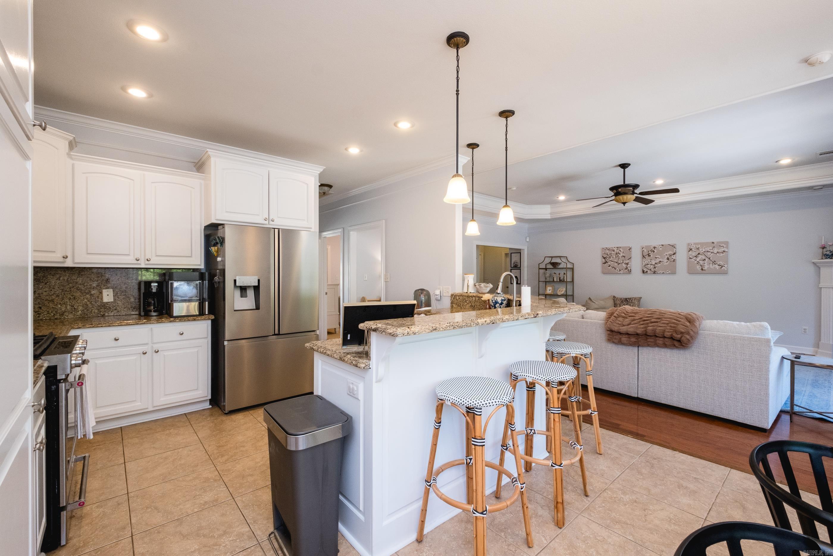 OAKBROOKE - Residential