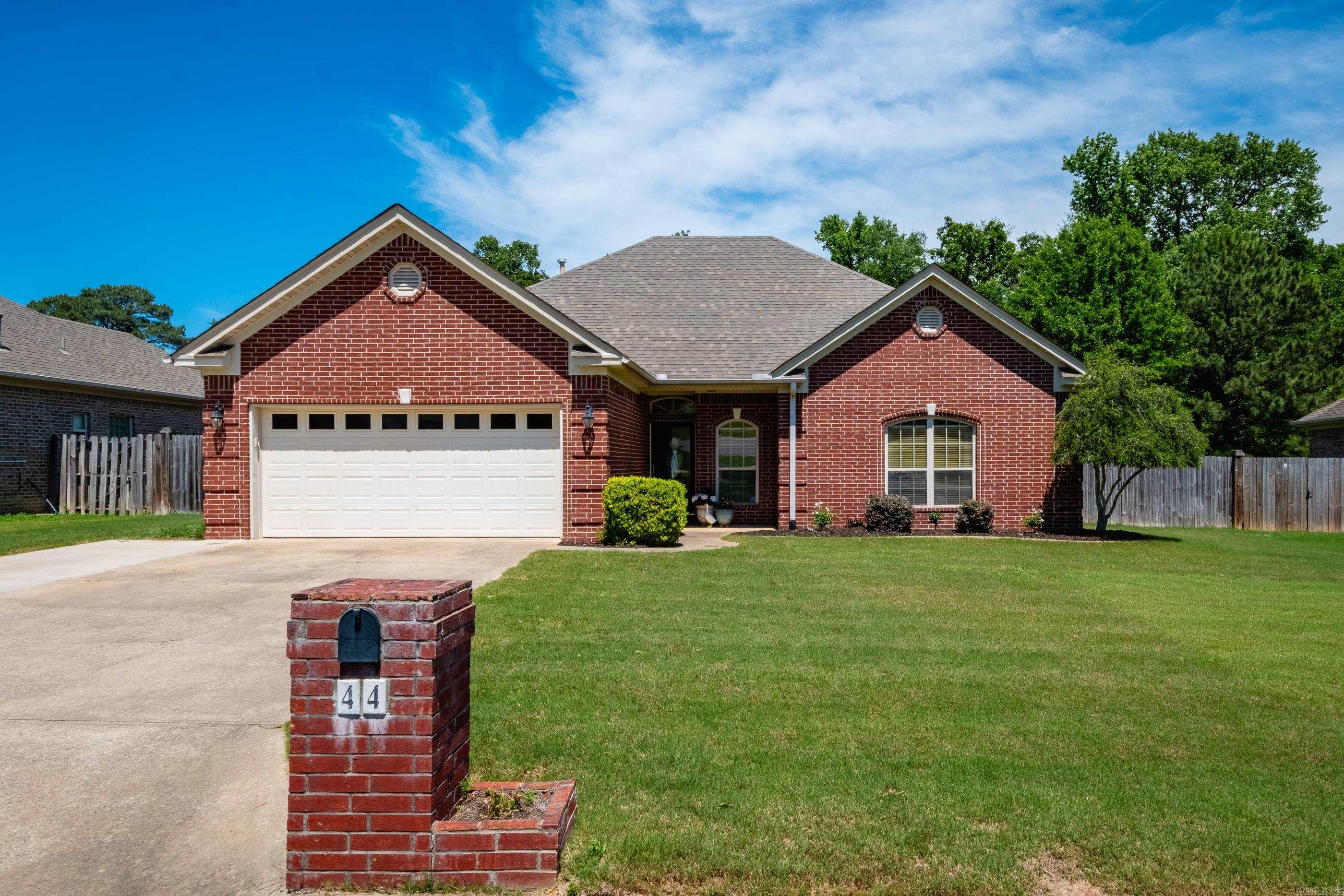 OAKBROOKE - Residential