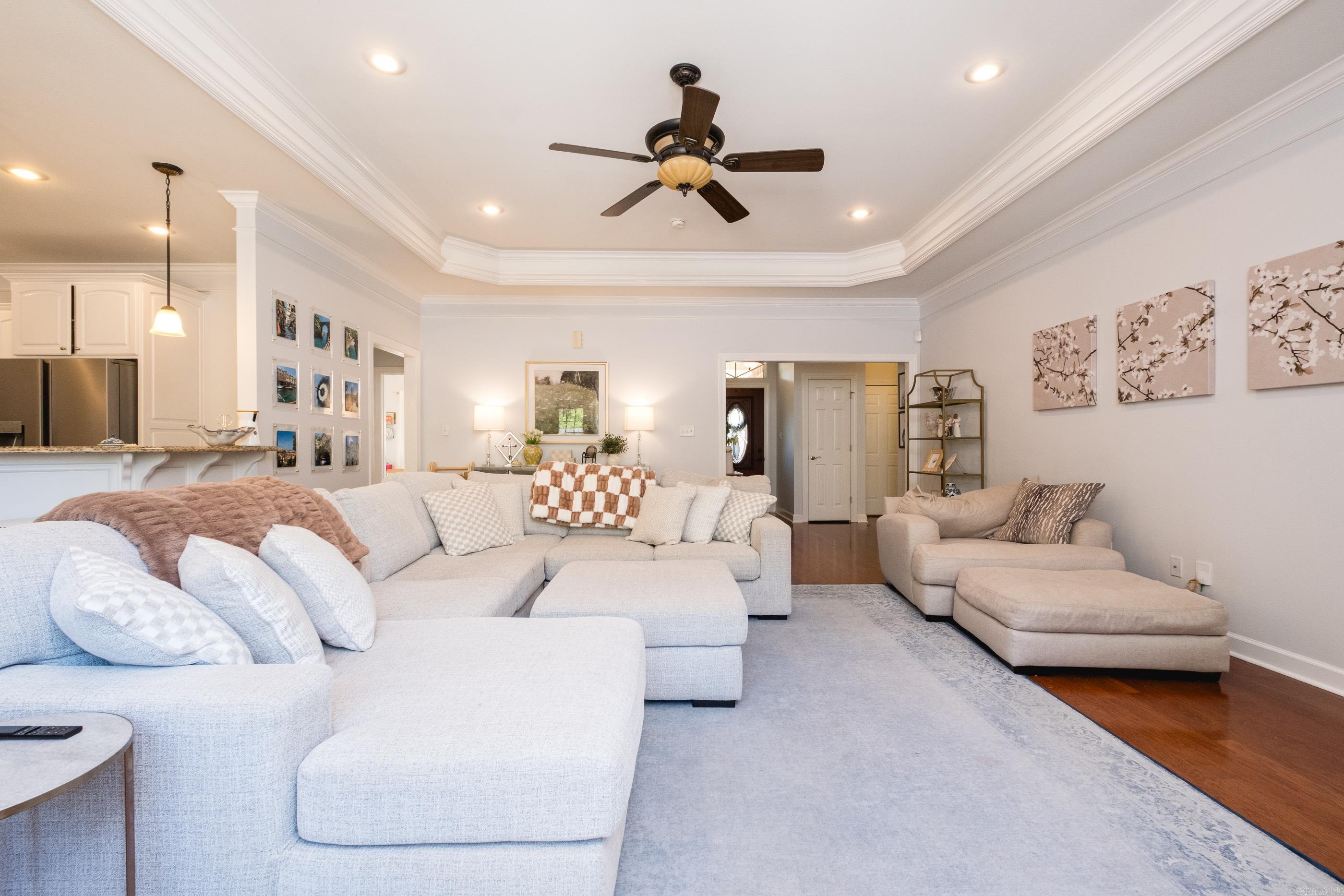 OAKBROOKE - Residential