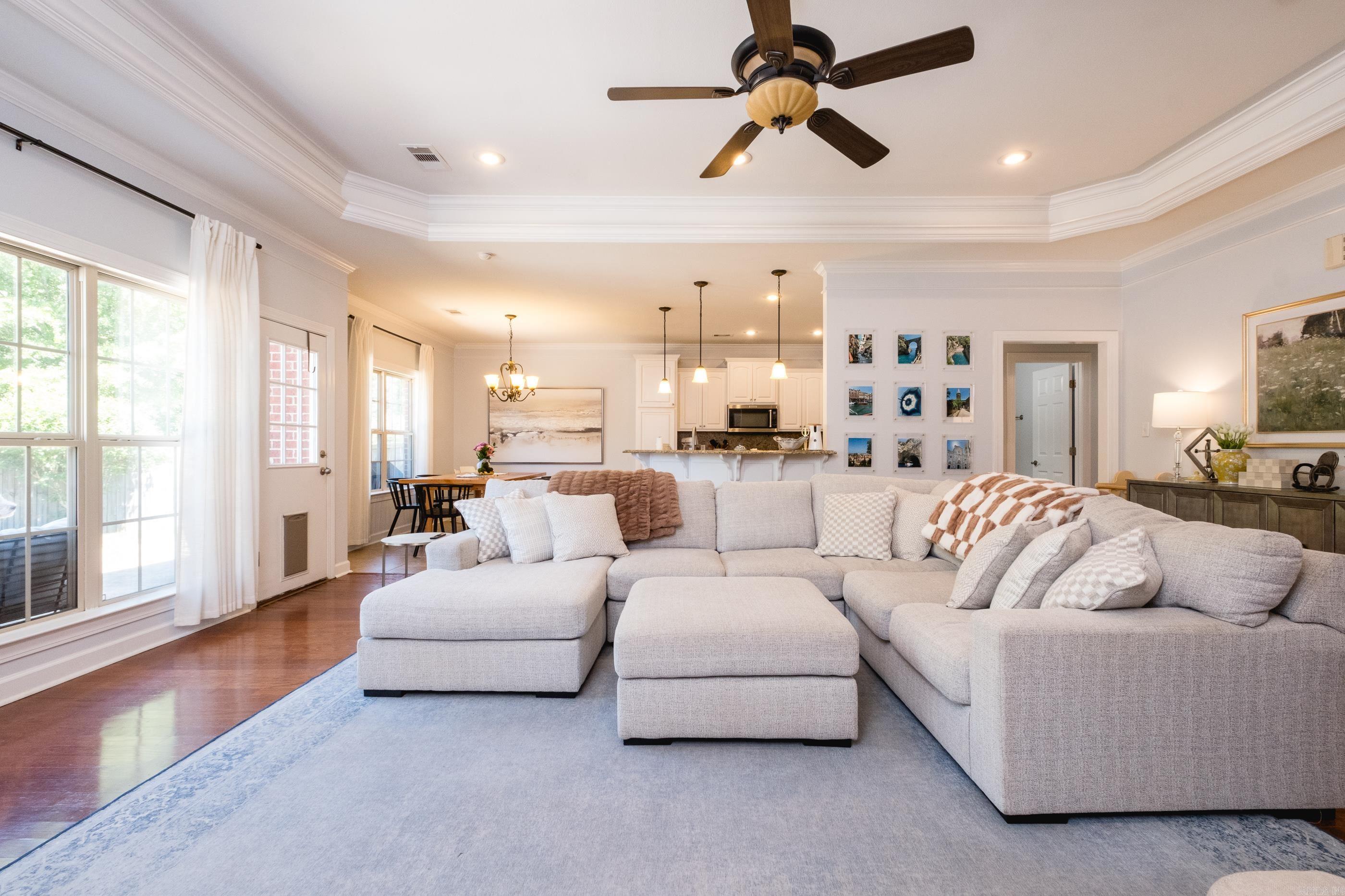 OAKBROOKE - Residential