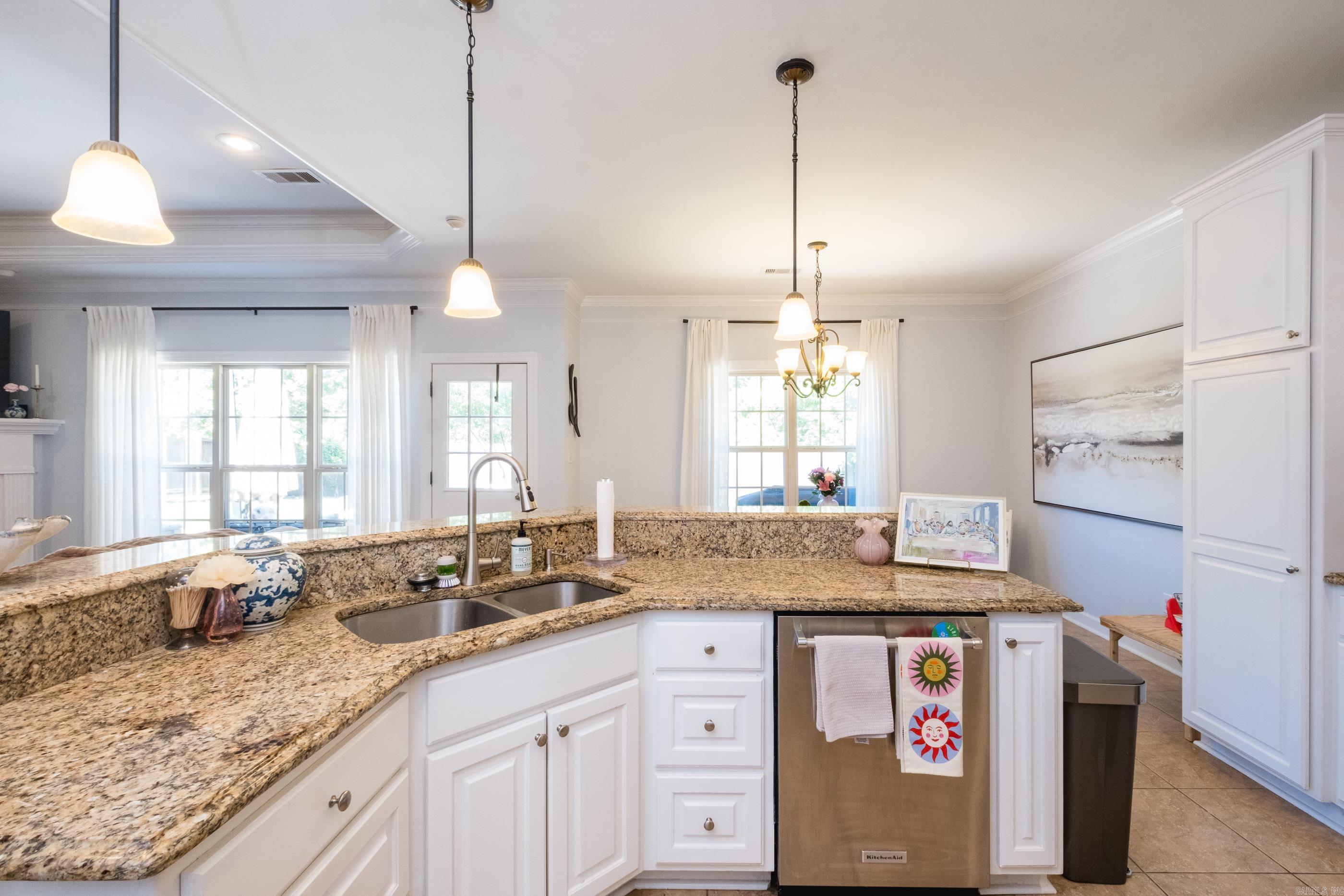 OAKBROOKE - Residential