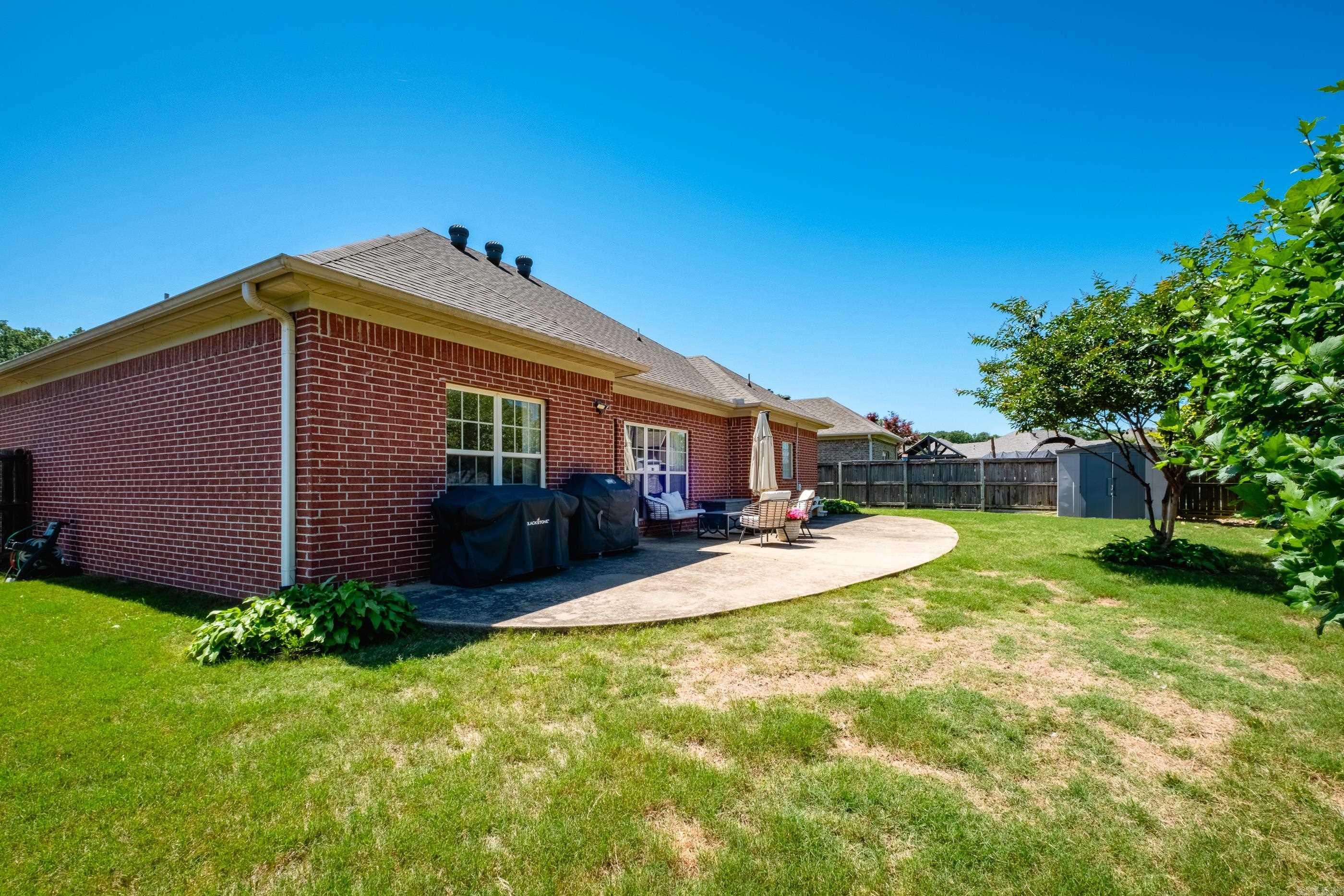 OAKBROOKE - Residential