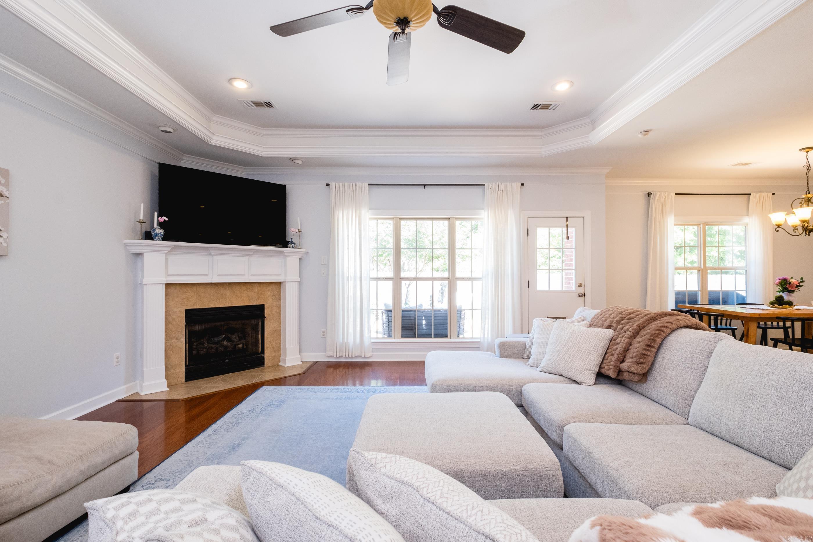 OAKBROOKE - Residential