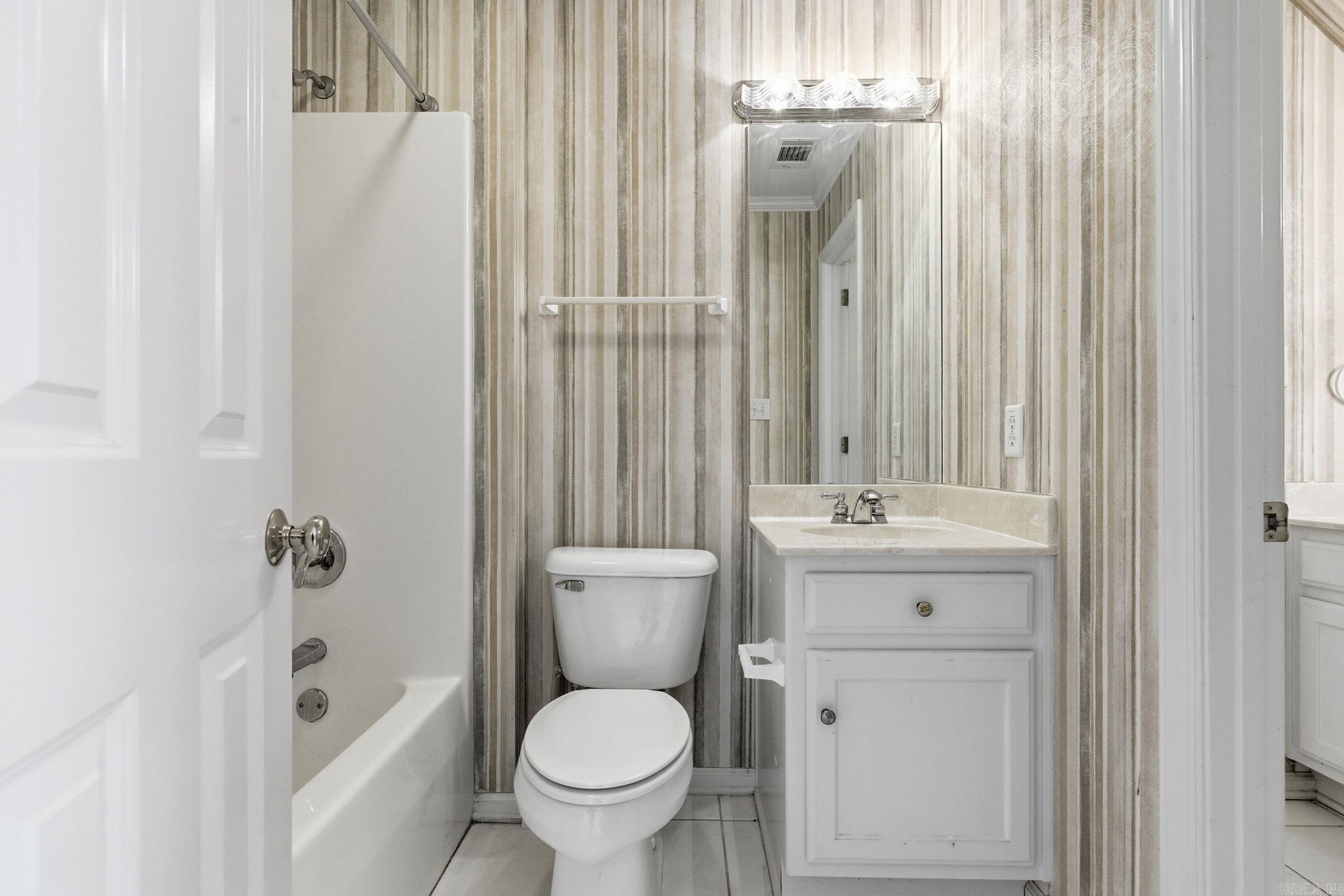 THE VILLAGES OF WELLINGTON - Residential