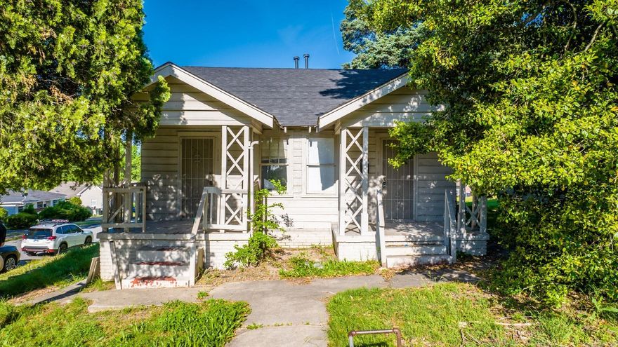 This is a Duplex with a shared carport in the back. New features include a brand new AC units with updated ductwork and a newer roof. Please let the listing agent know if you have any additional questions. This duplex is close to a park and has easy access to the highway.