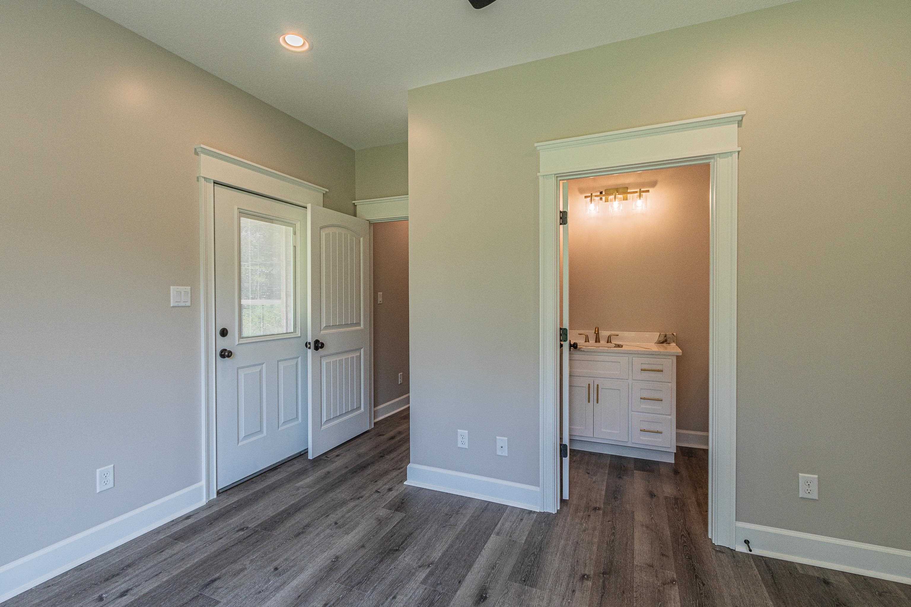 Creekwood - Residential