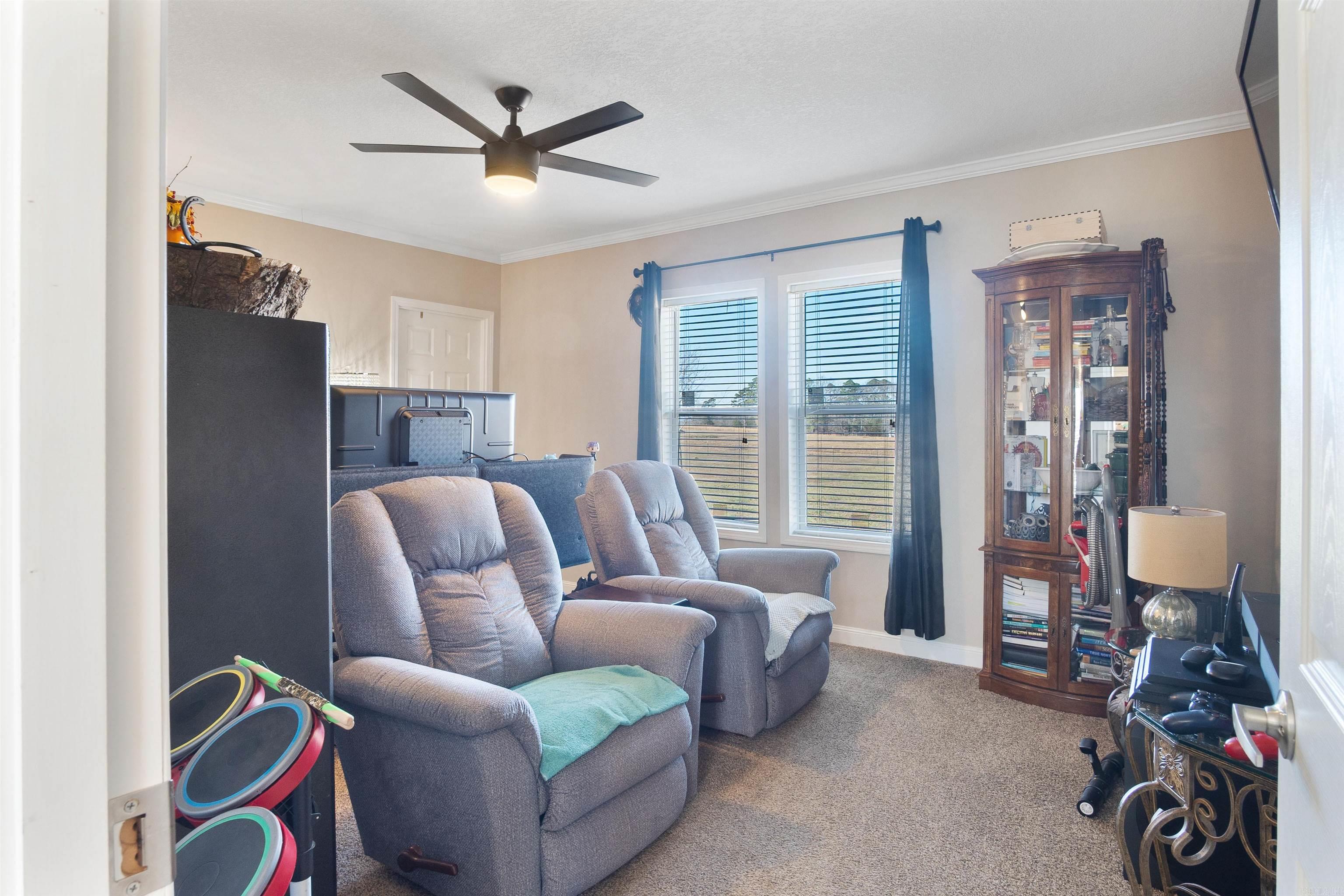 STAR FARMS - Residential