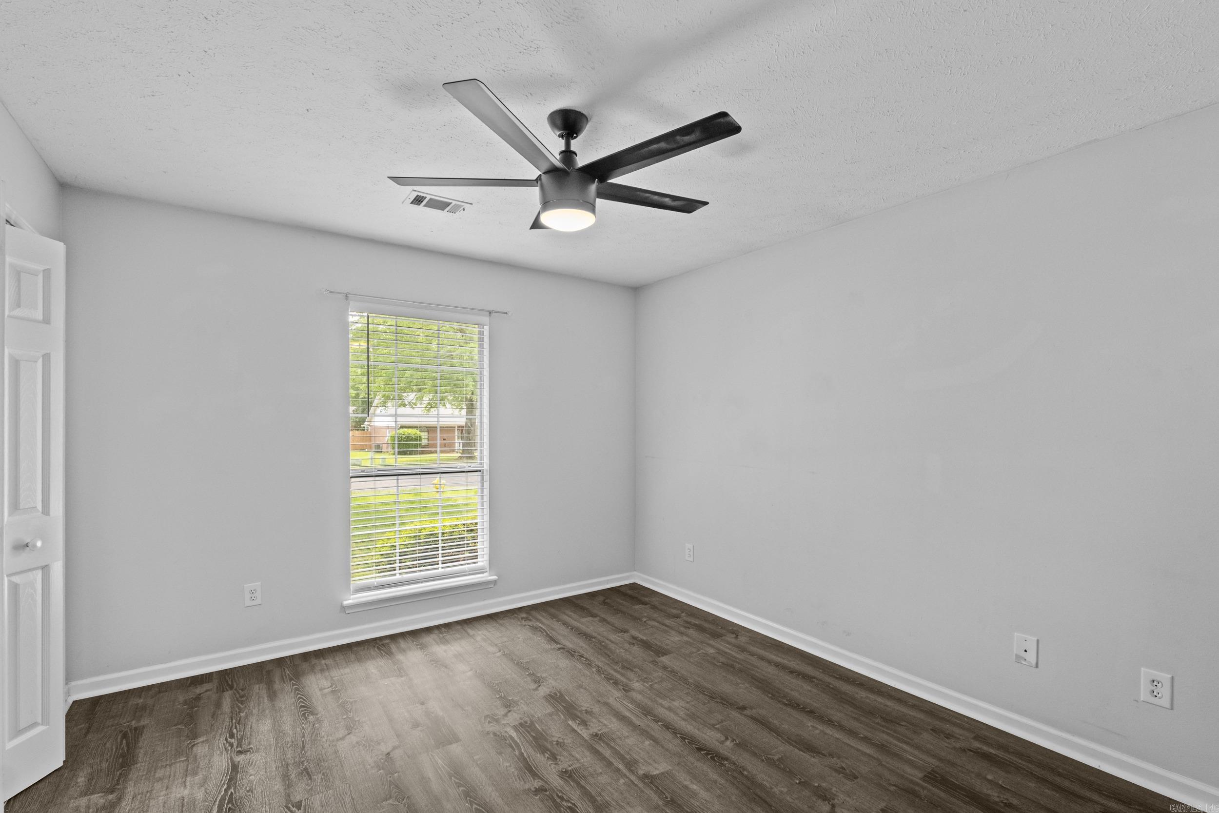 ROBINWOOD - Residential