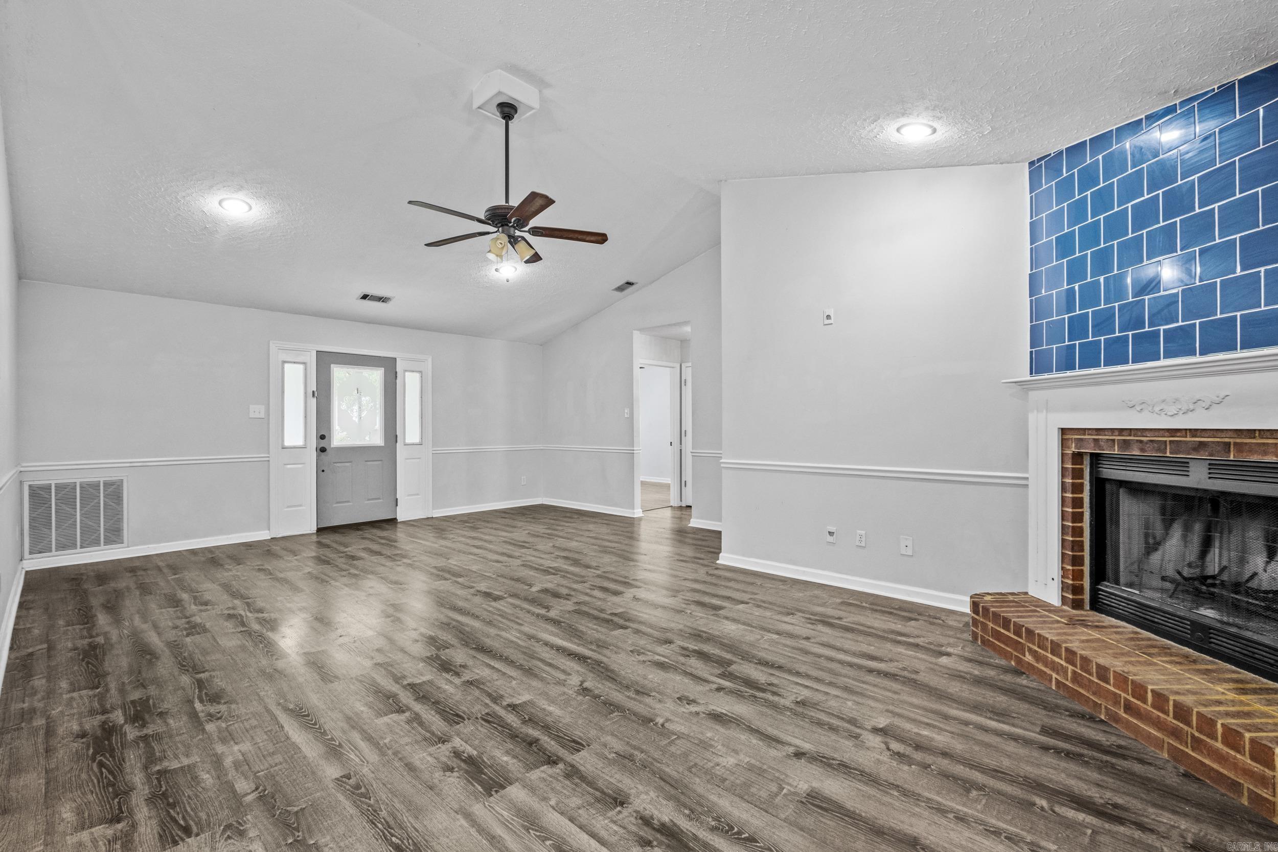 ROBINWOOD - Residential