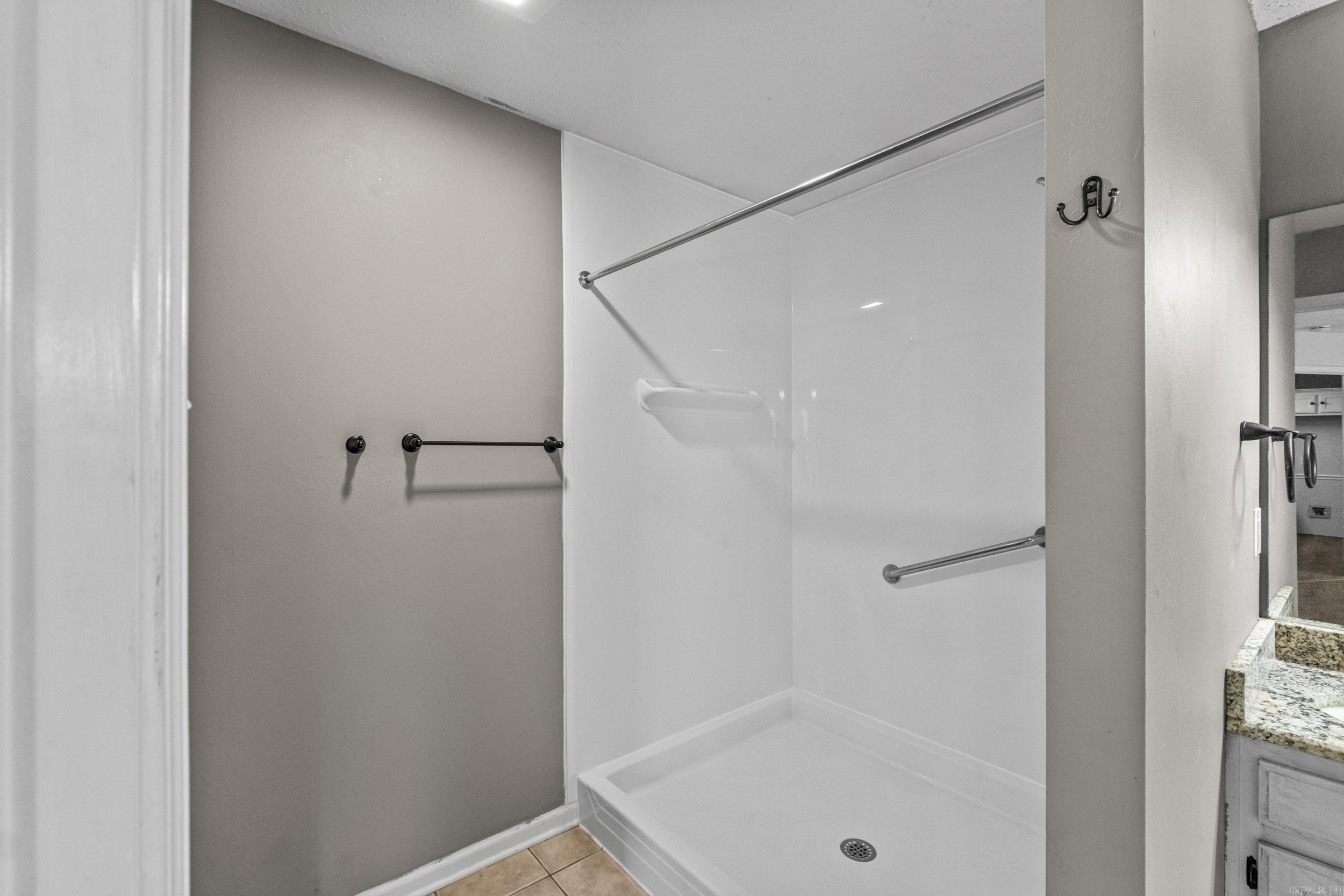 ROBINWOOD - Residential