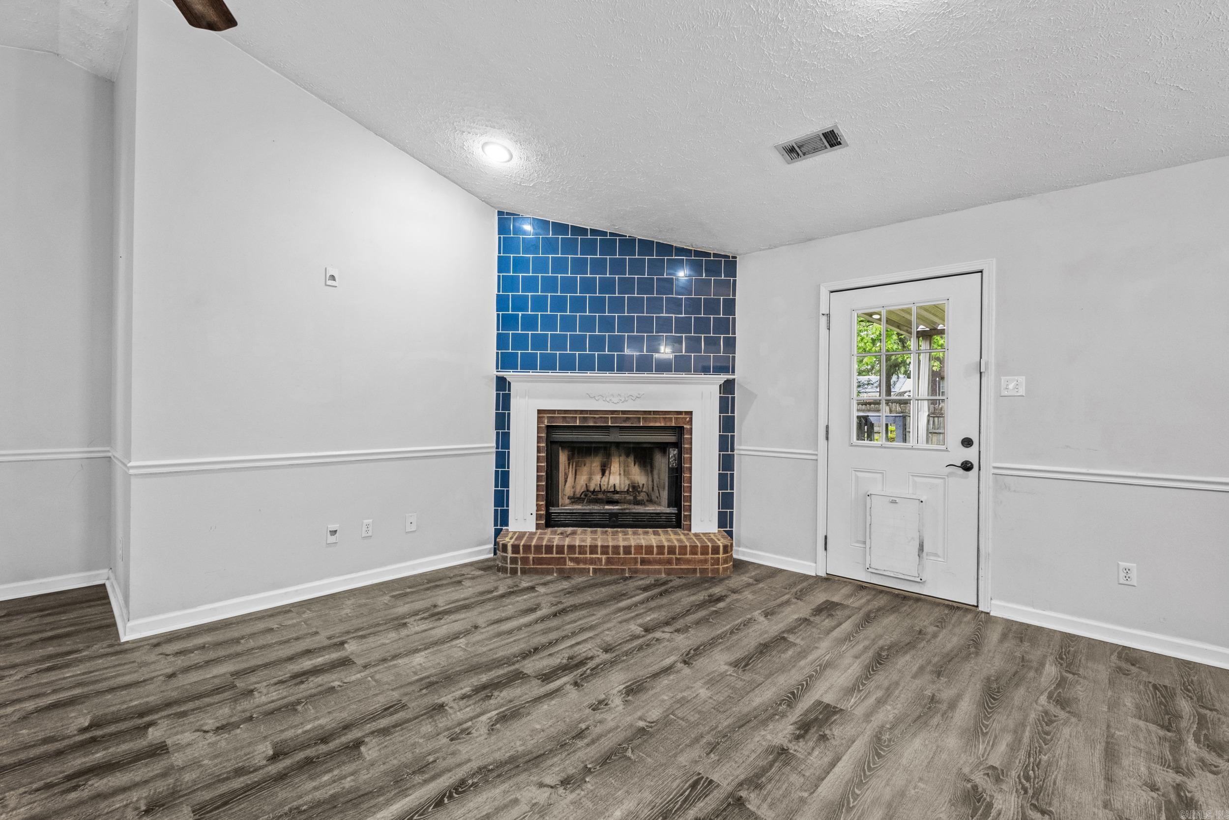 ROBINWOOD - Residential