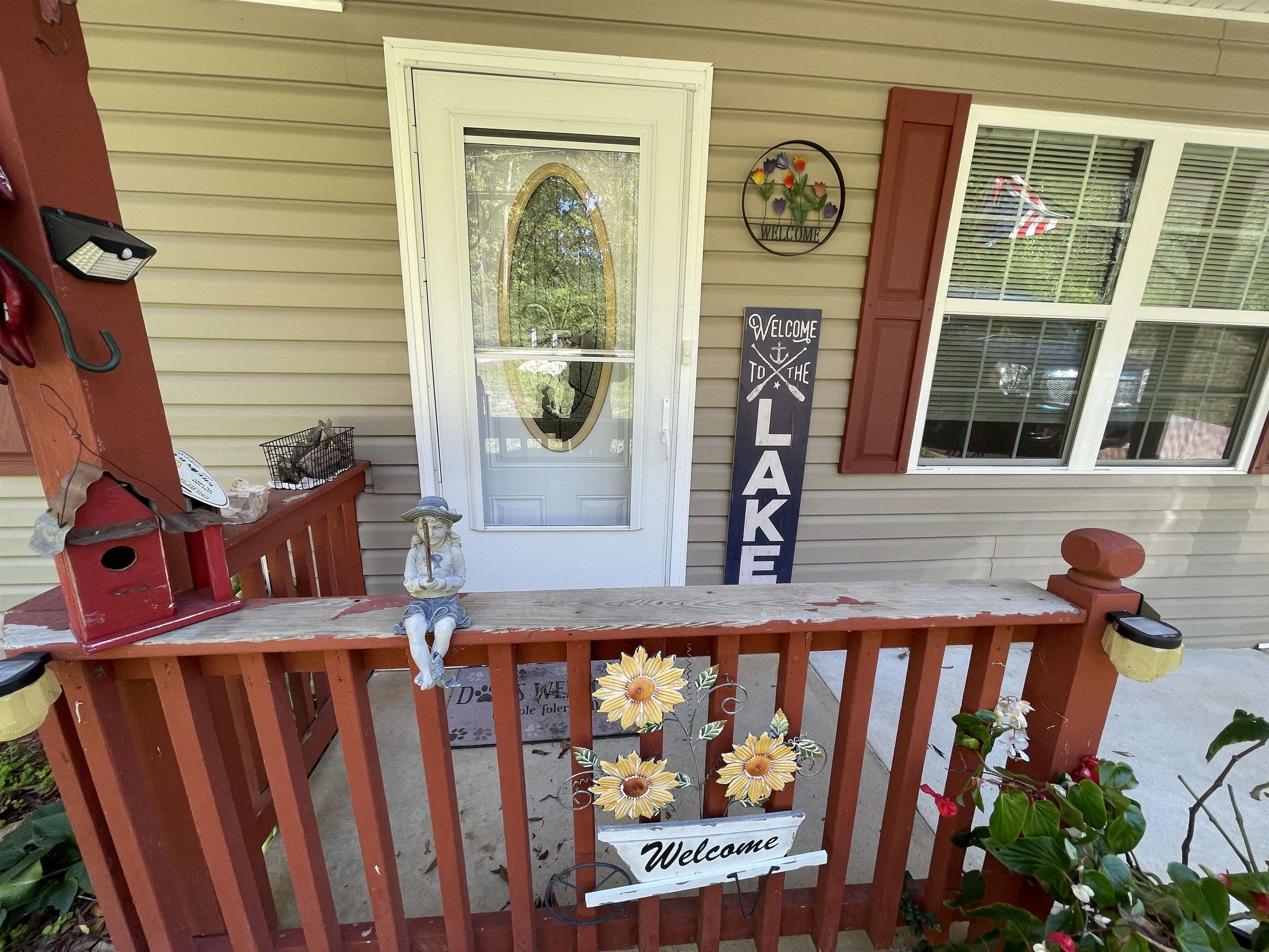 WEST LAKE - Residential