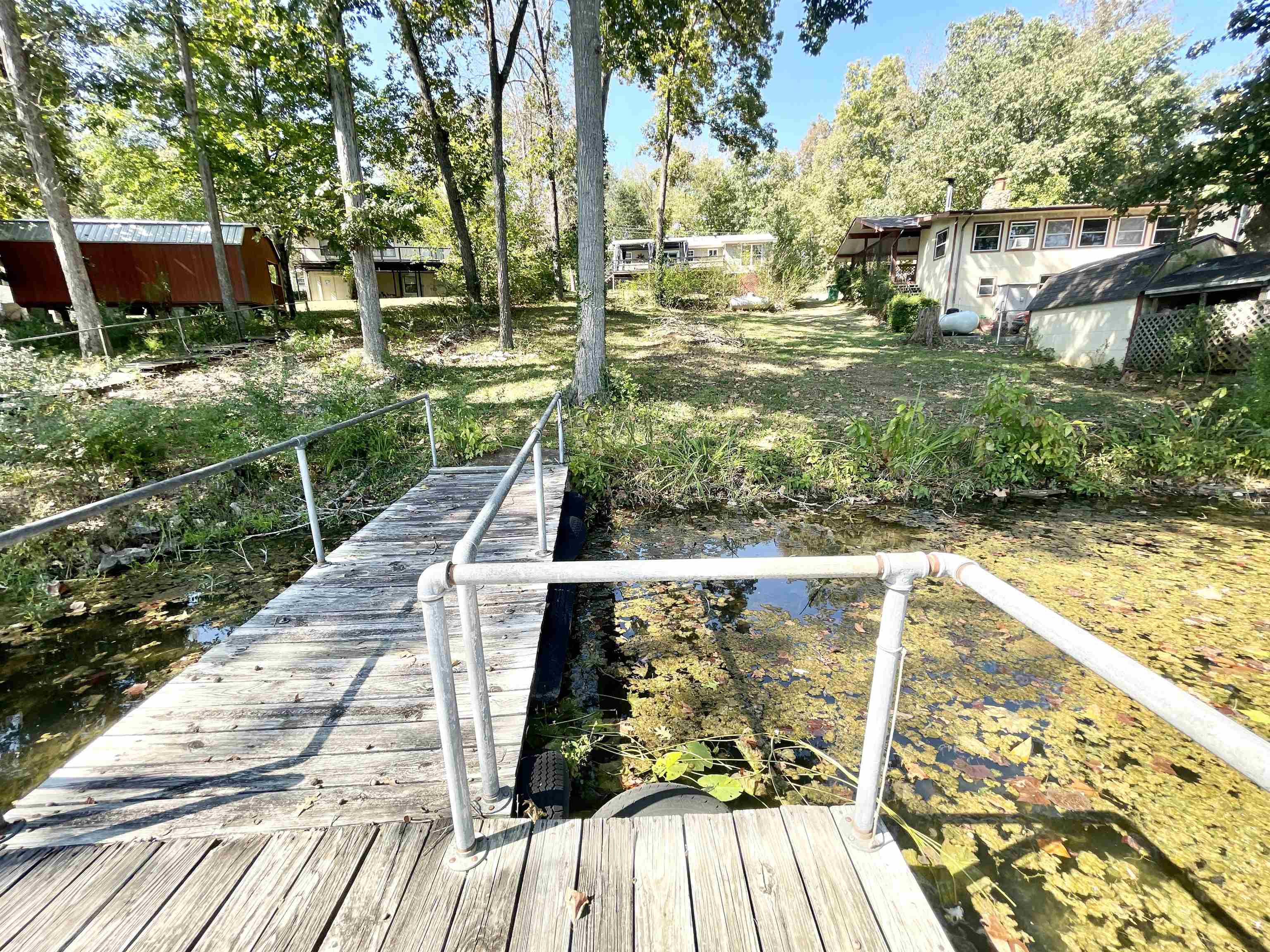 WEST LAKE - Residential