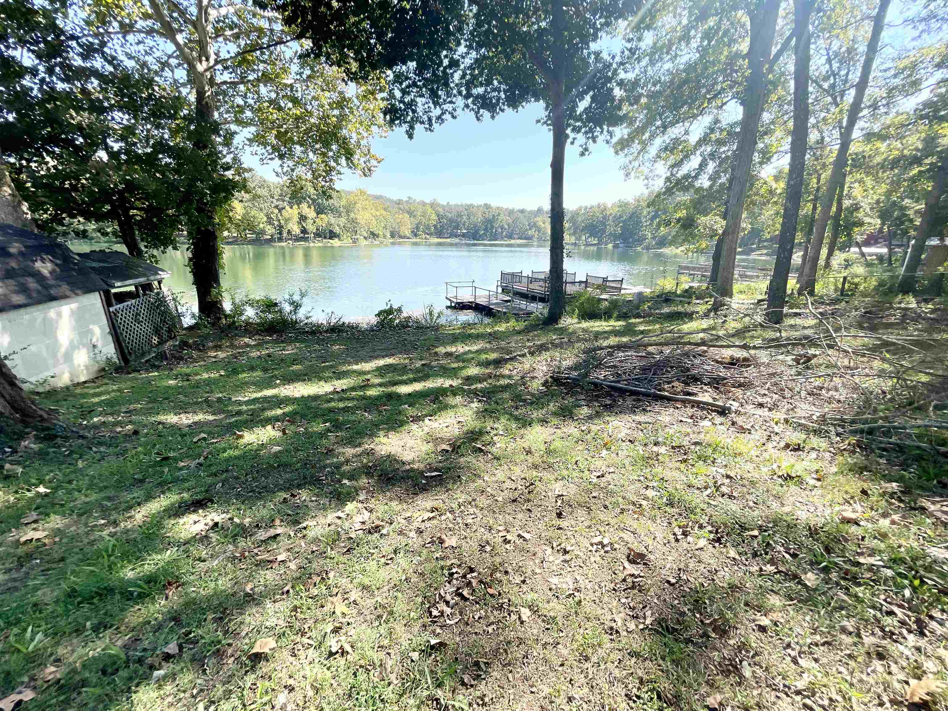 WEST LAKE - Residential