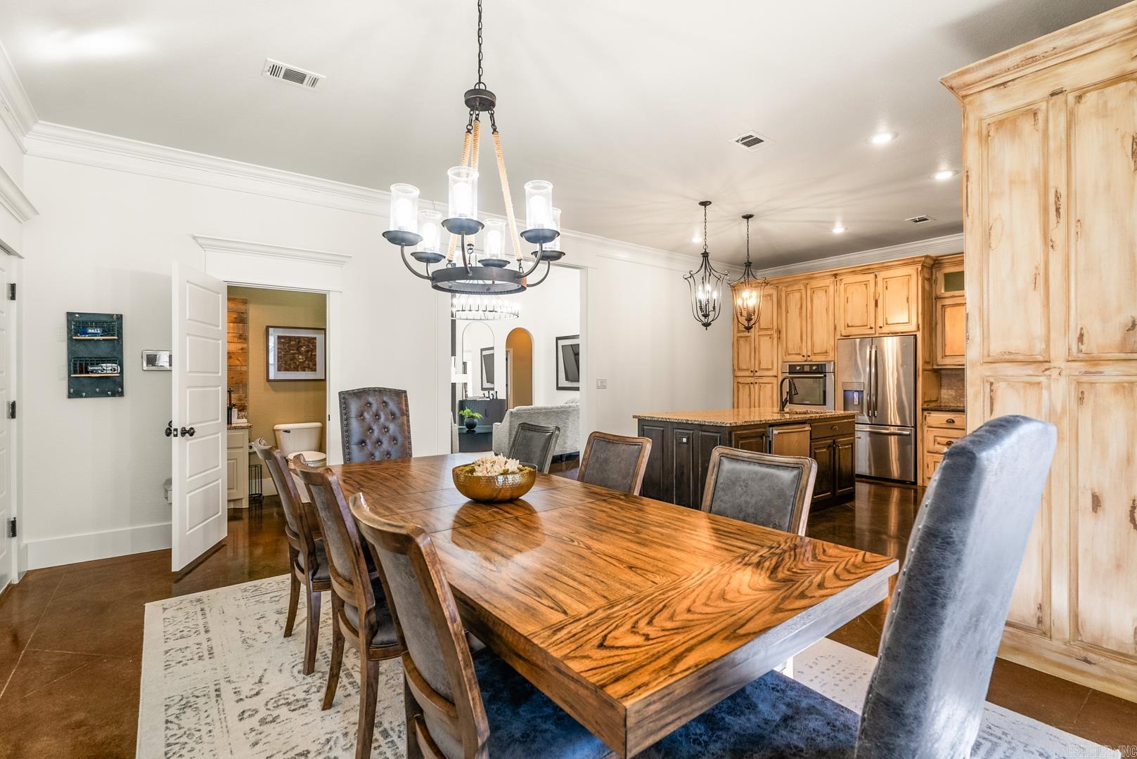 CHAPEL CREEK - Residential