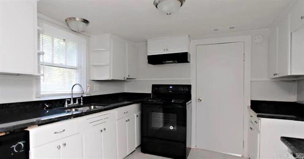 BARROW JOHN - Residential