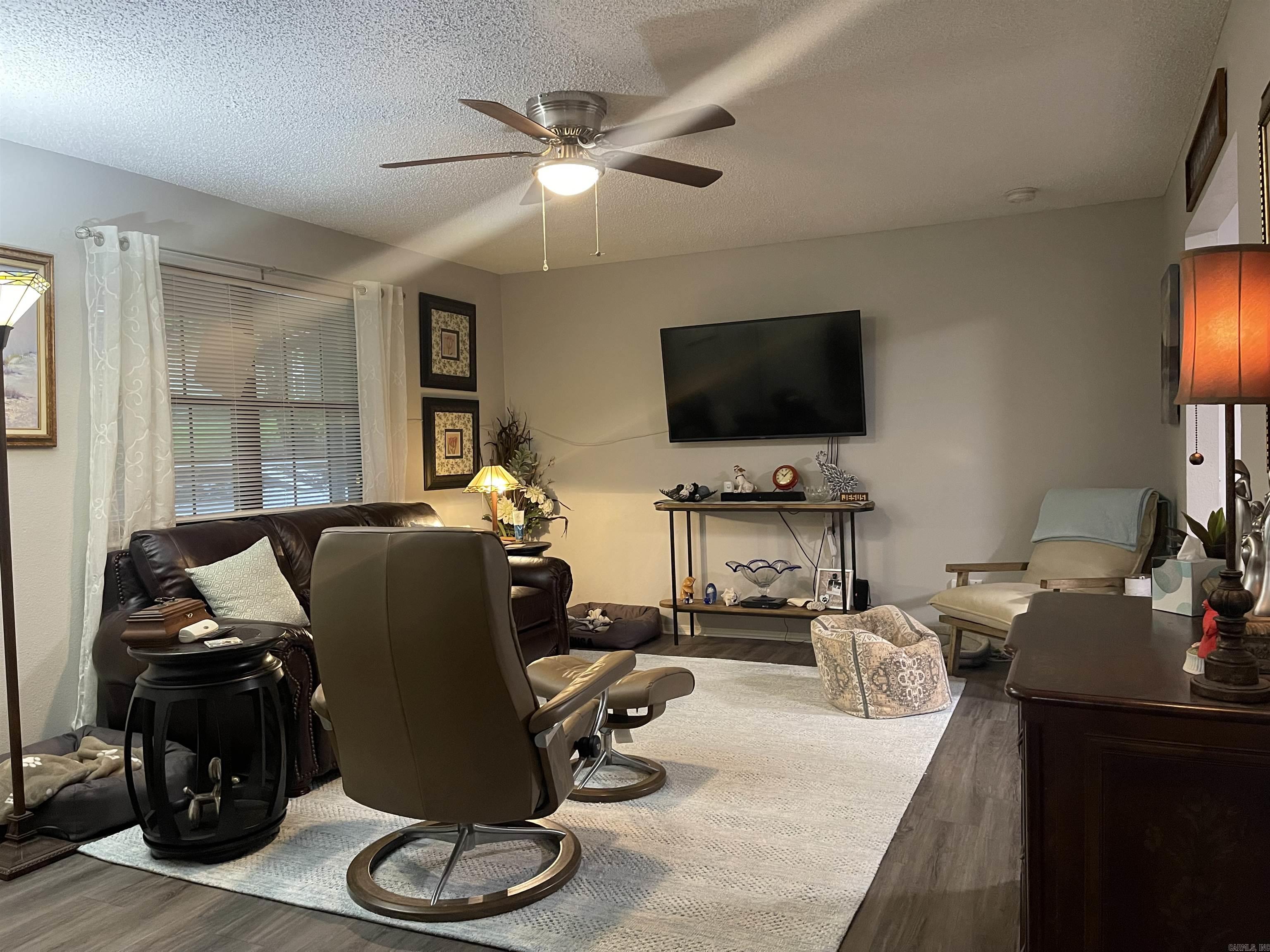 SPRINGHILL MANOR WEST - Residential