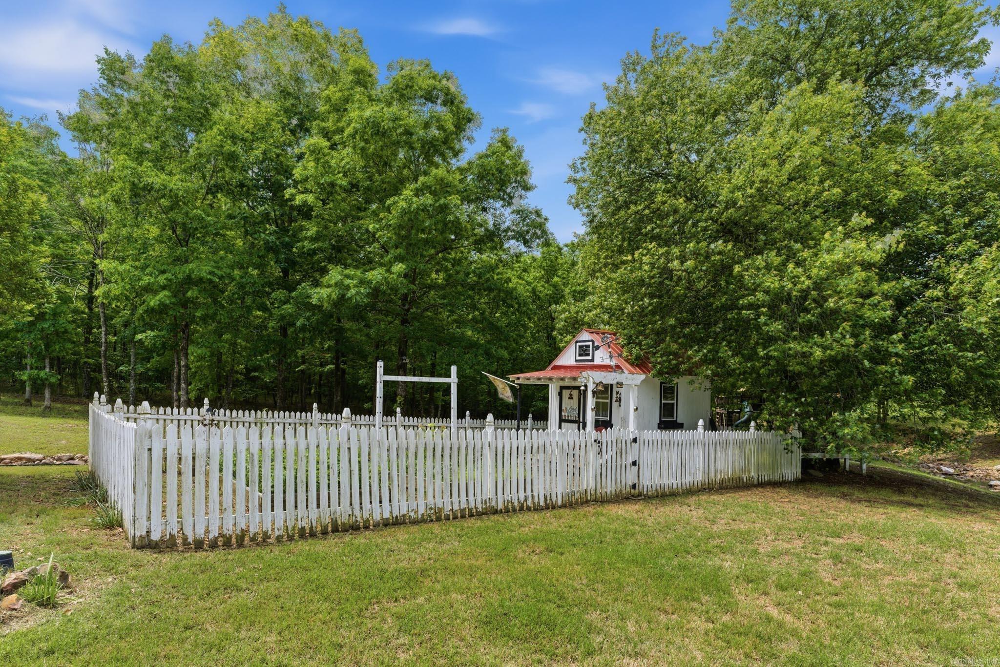 BERRY MOUNTAIN ESTATES - Residential