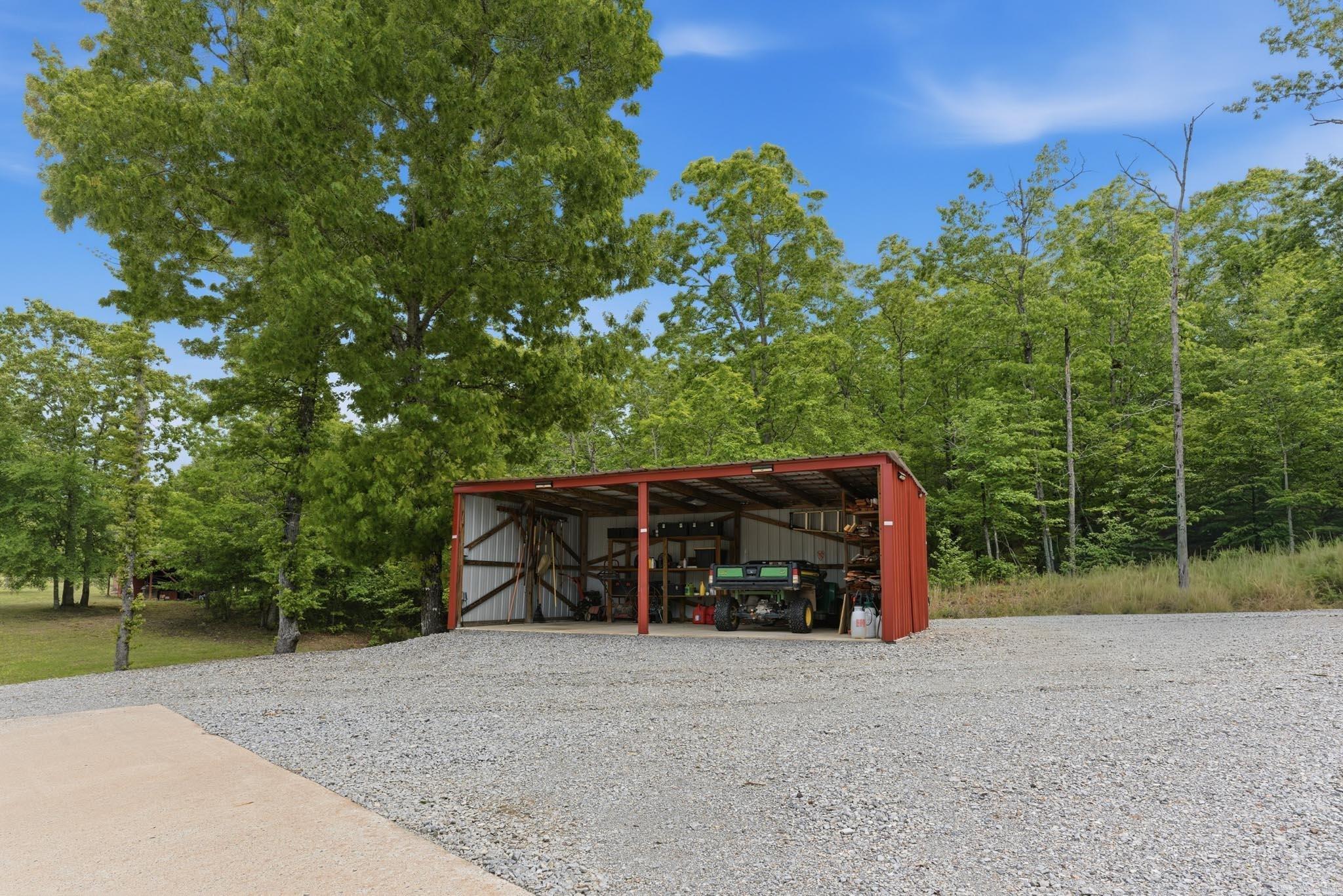 BERRY MOUNTAIN ESTATES - Residential
