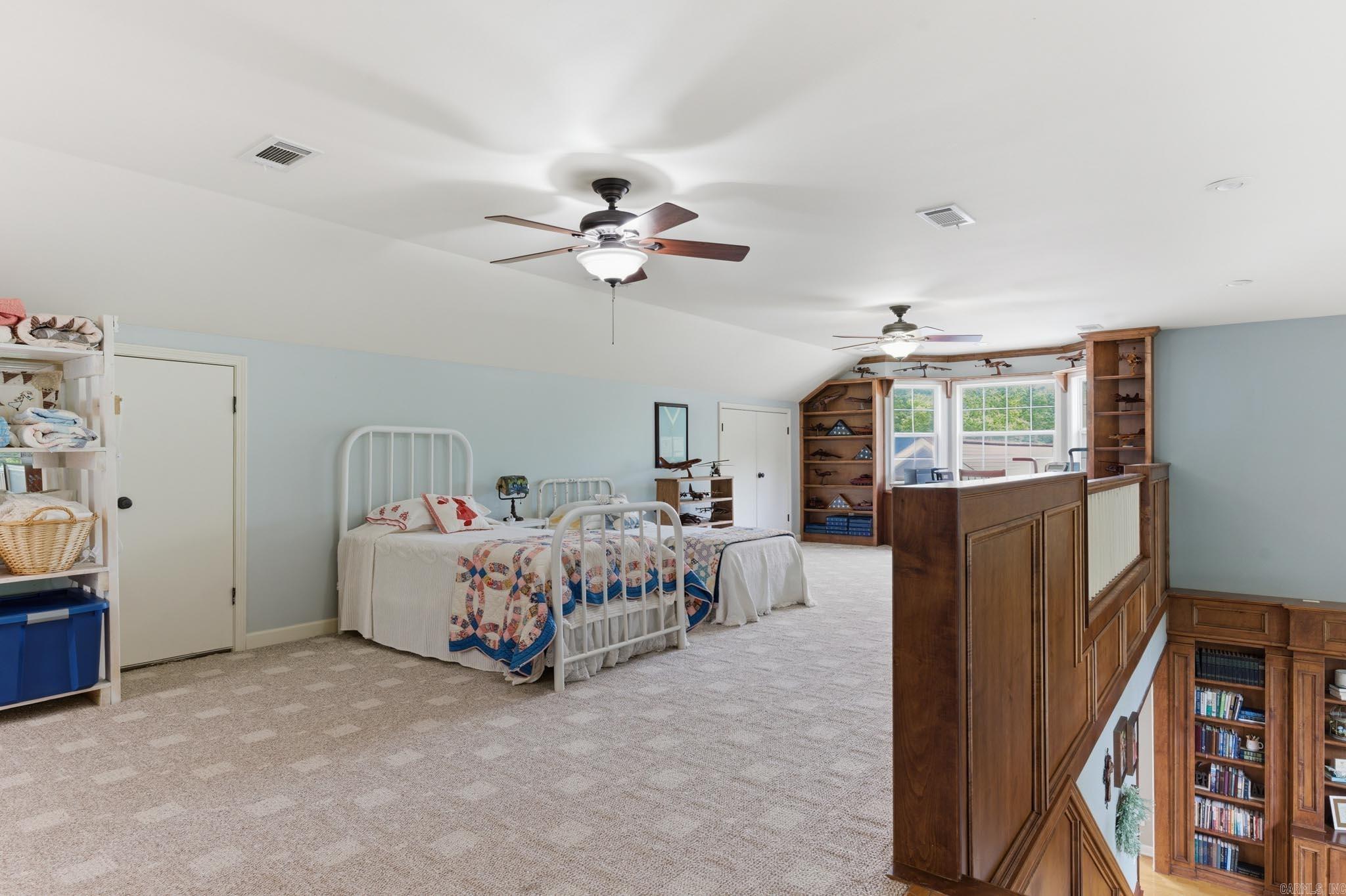 BERRY MOUNTAIN ESTATES - Residential