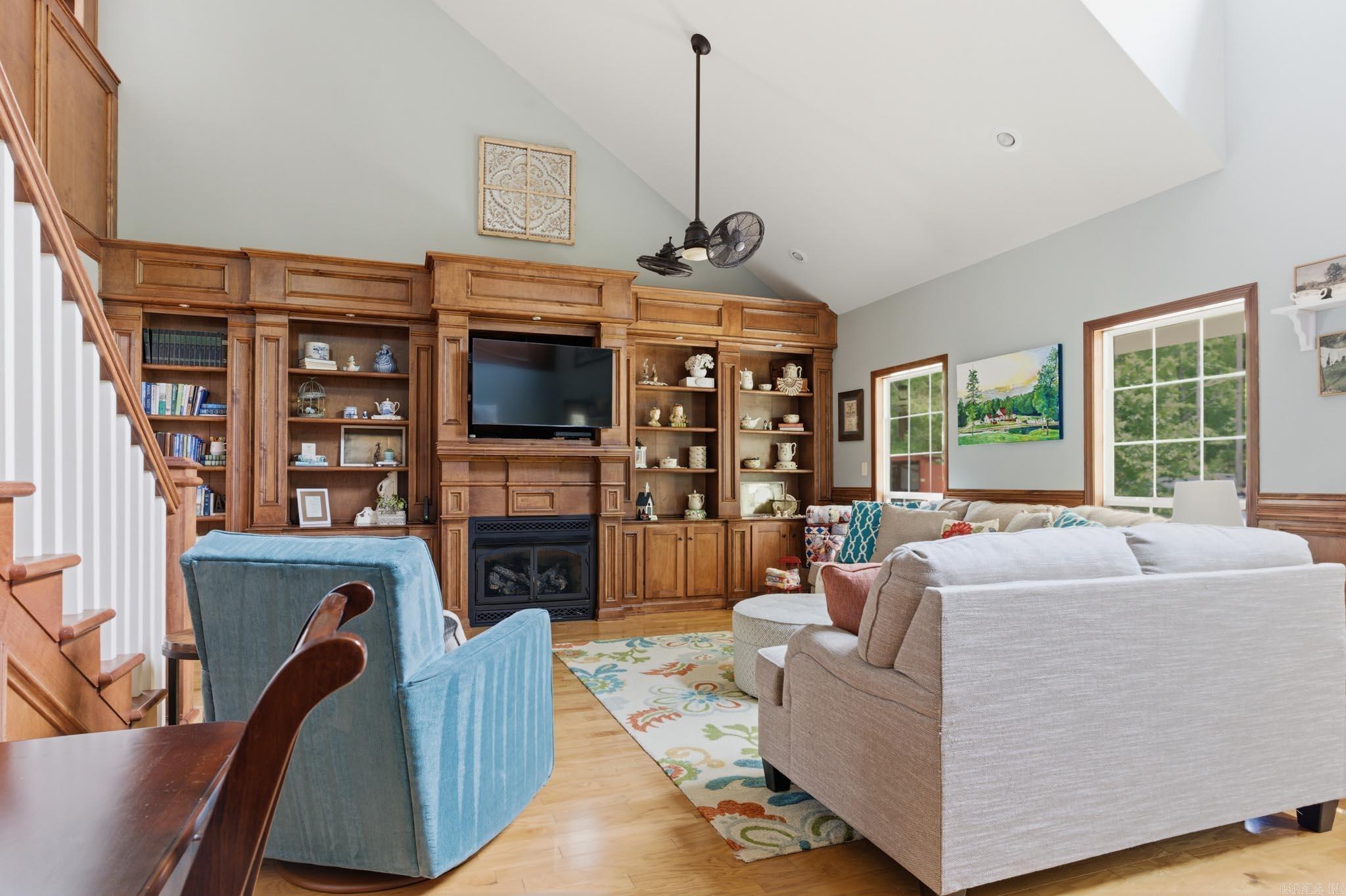BERRY MOUNTAIN ESTATES - Residential